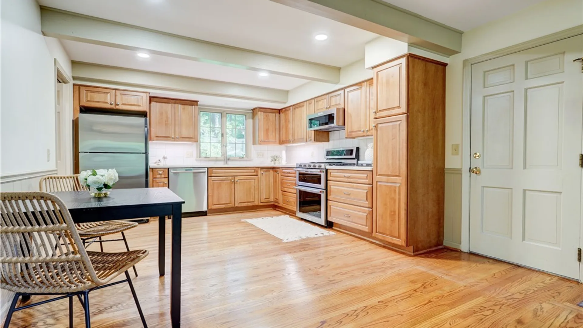 Property at 49 Clarkes Crossing, Perinton, NY 14450 8