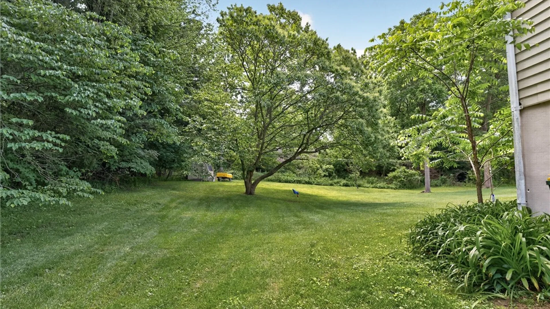 Property at 115 Crescent Road, Perinton, NY 14450 8