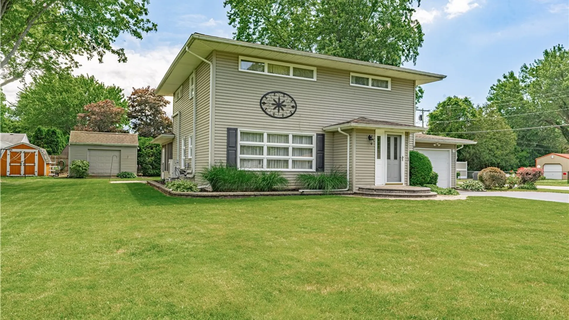 Property at 6140 Corwin Avenue, Newfane, NY 14108 2