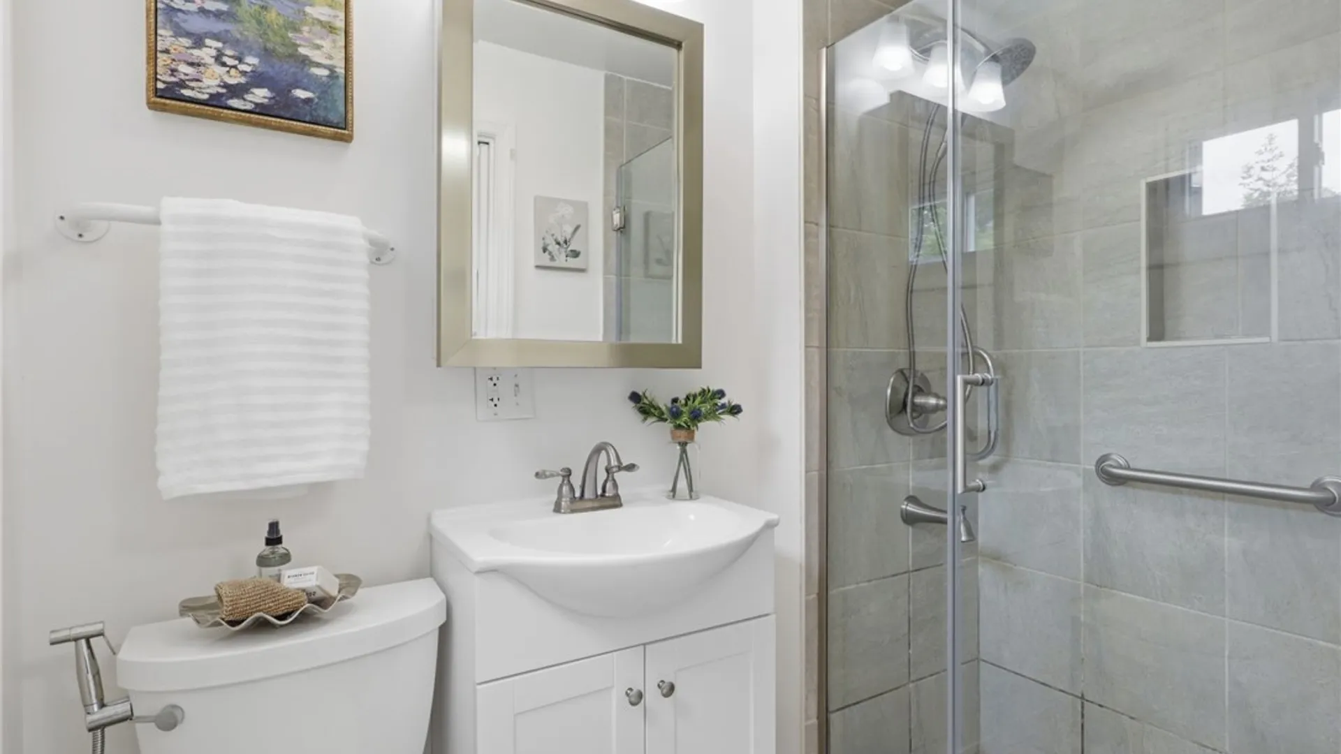 Property at 210 Crandon Way, Brighton, NY 14618 29
