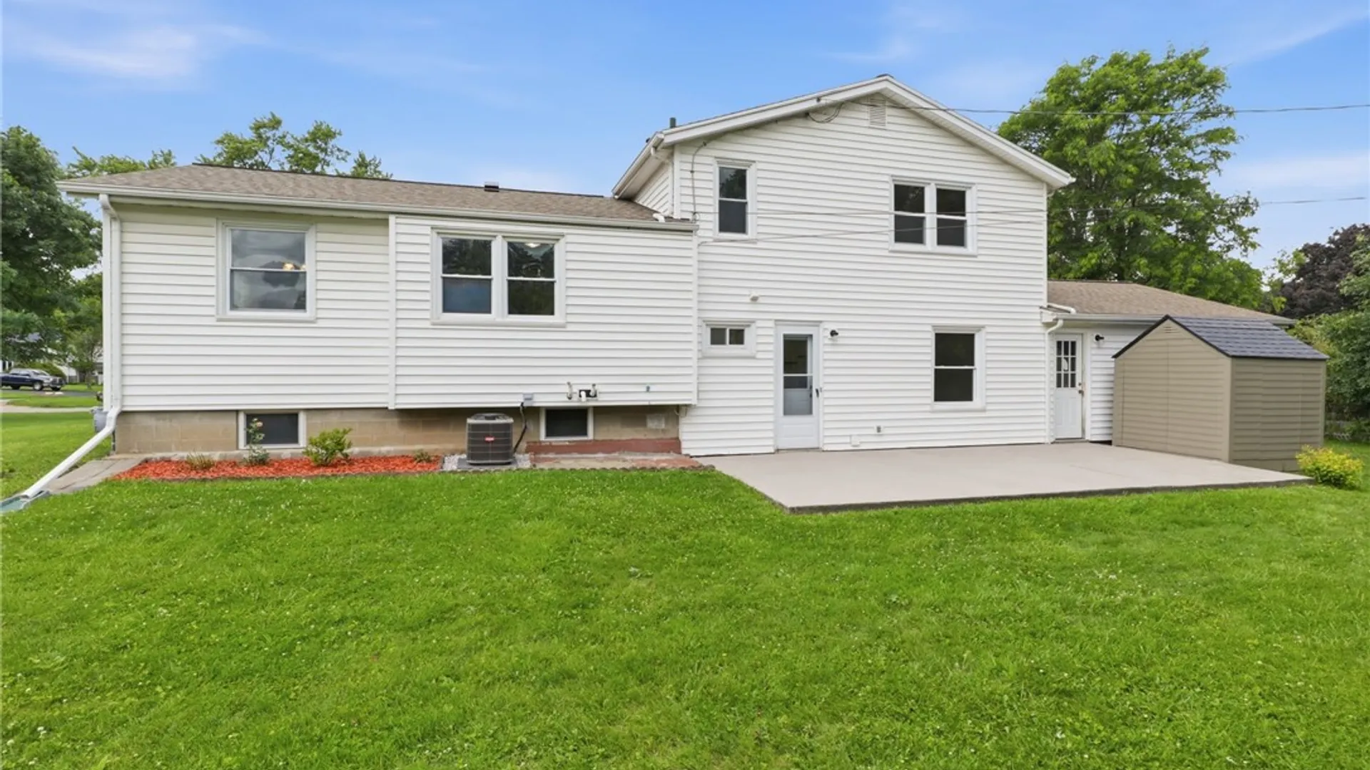 Property at 210 Crandon Way, Brighton, NY 14618 36