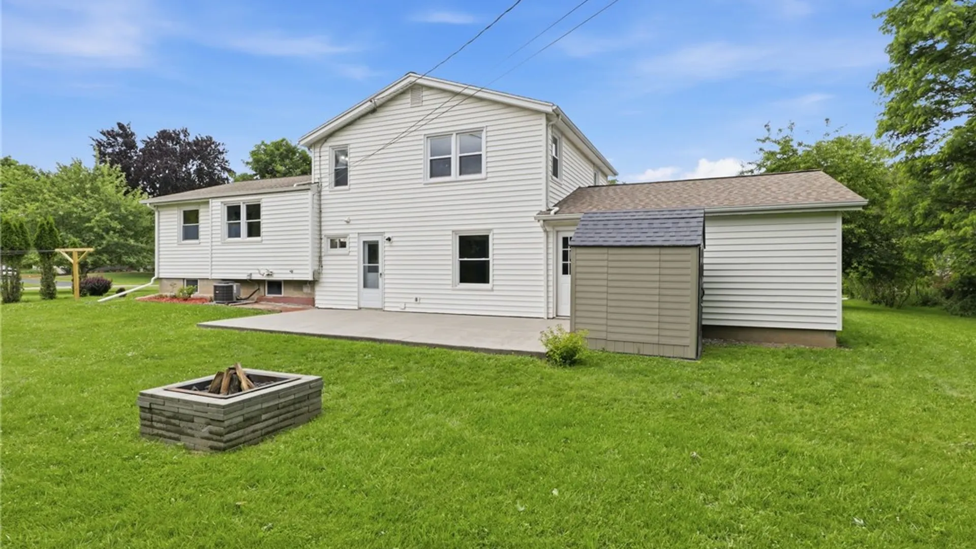 Property at 210 Crandon Way, Brighton, NY 14618 37