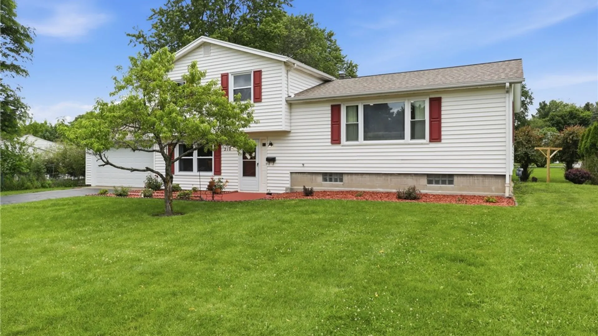 Property at 210 Crandon Way, Brighton, NY 14618 42
