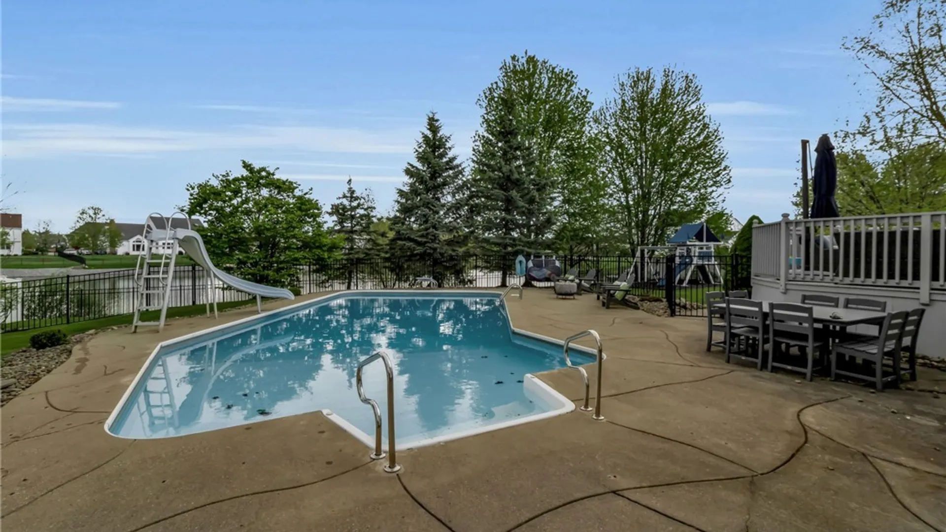 Property at 8154 Golden Oak Circle, Clarence, NY 14221 35