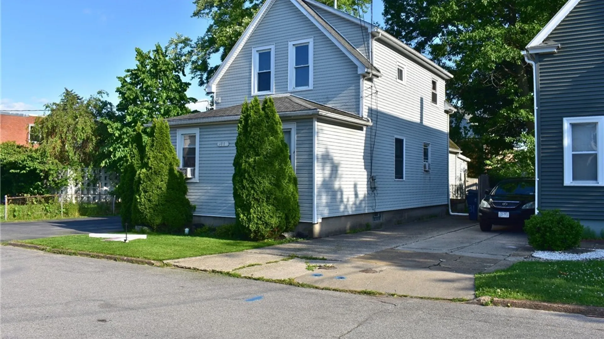Property at 31 Elkhart Street, Lackawanna, NY 14218 2