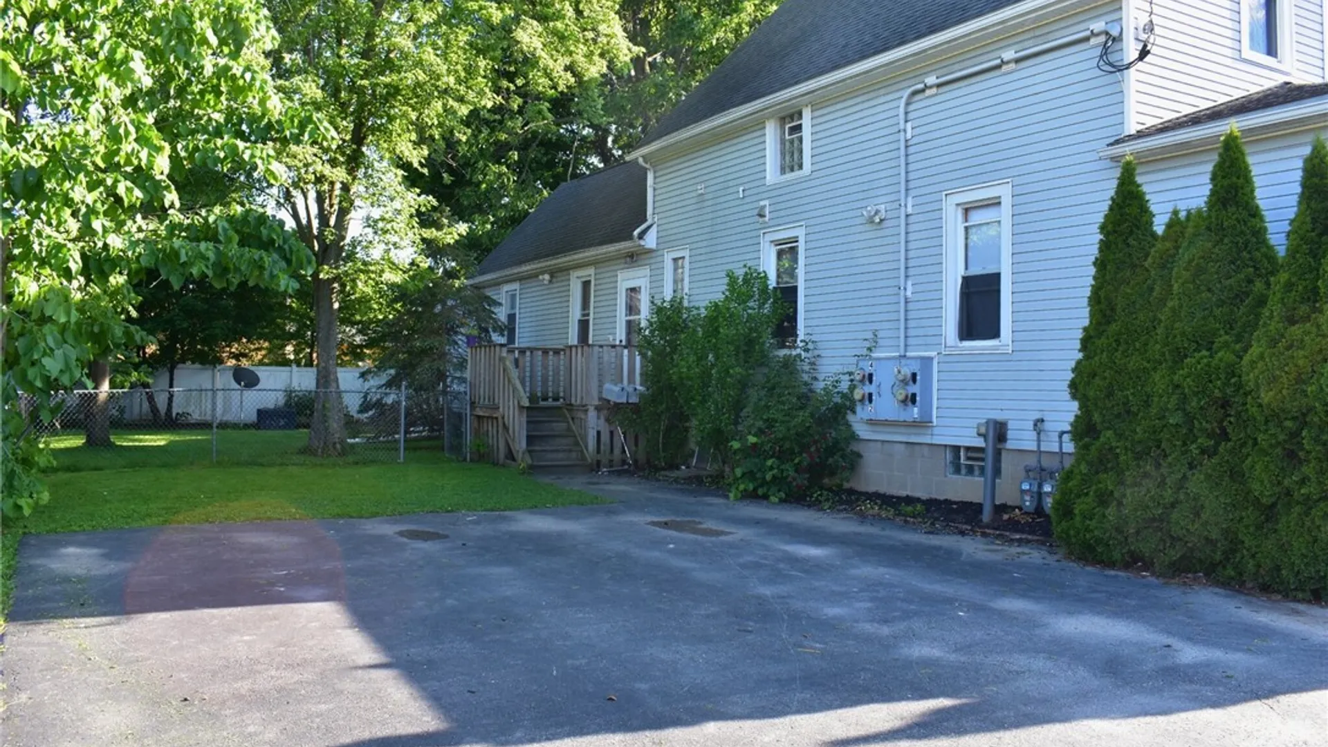 Property at 31 Elkhart Street, Lackawanna, NY 14218 3