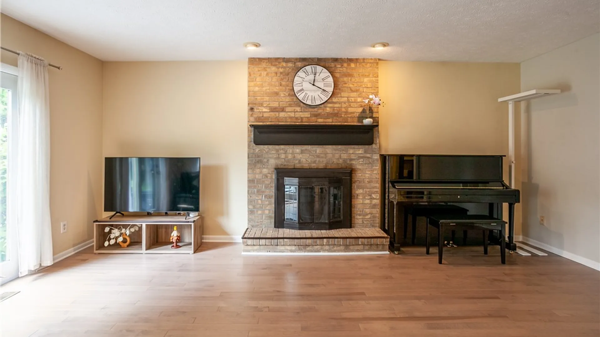 Property at 72 Caversham Woods, Pittsford, NY 14534 18