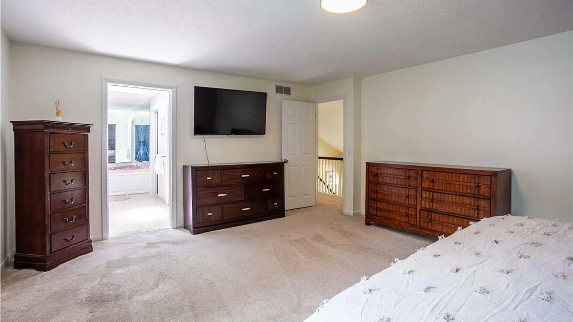 Property at 72 Caversham Woods, Pittsford, NY 14534 26