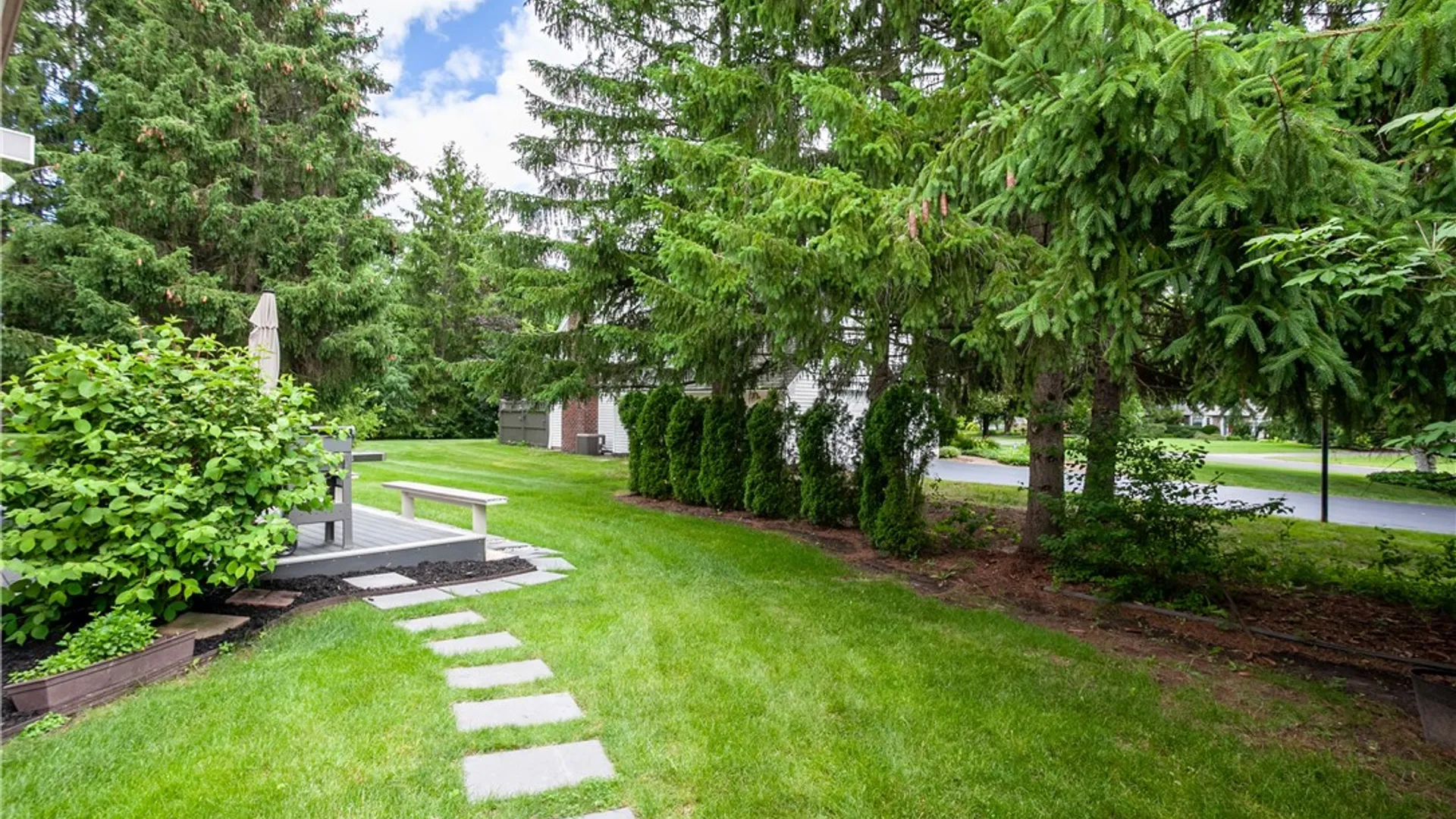 Property at 72 Caversham Woods, Pittsford, NY 14534 44