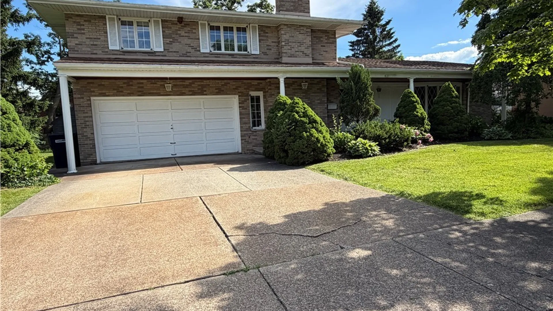 Property at 821 College Terrace, Niagara Falls, NY 14305 2