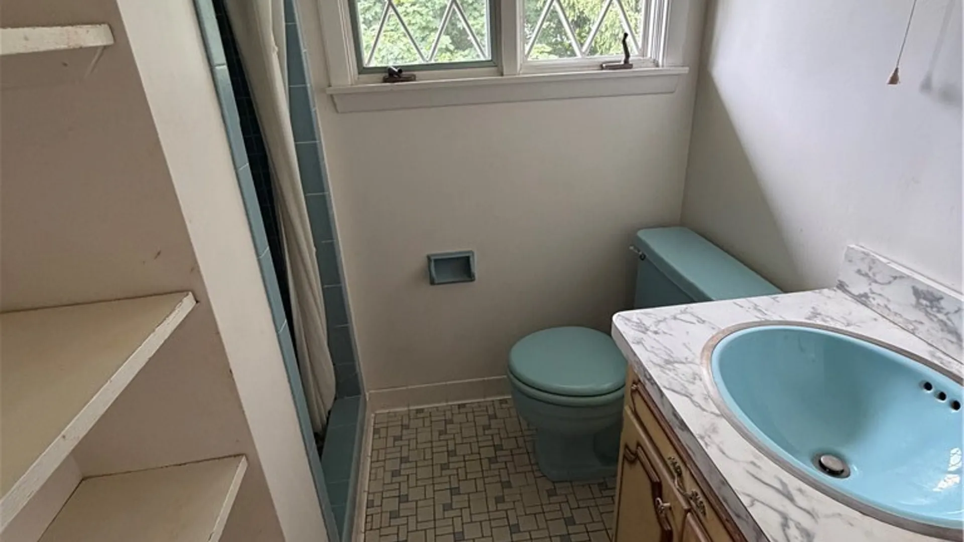 Property at 821 College Terrace, Niagara Falls, NY 14305 34
