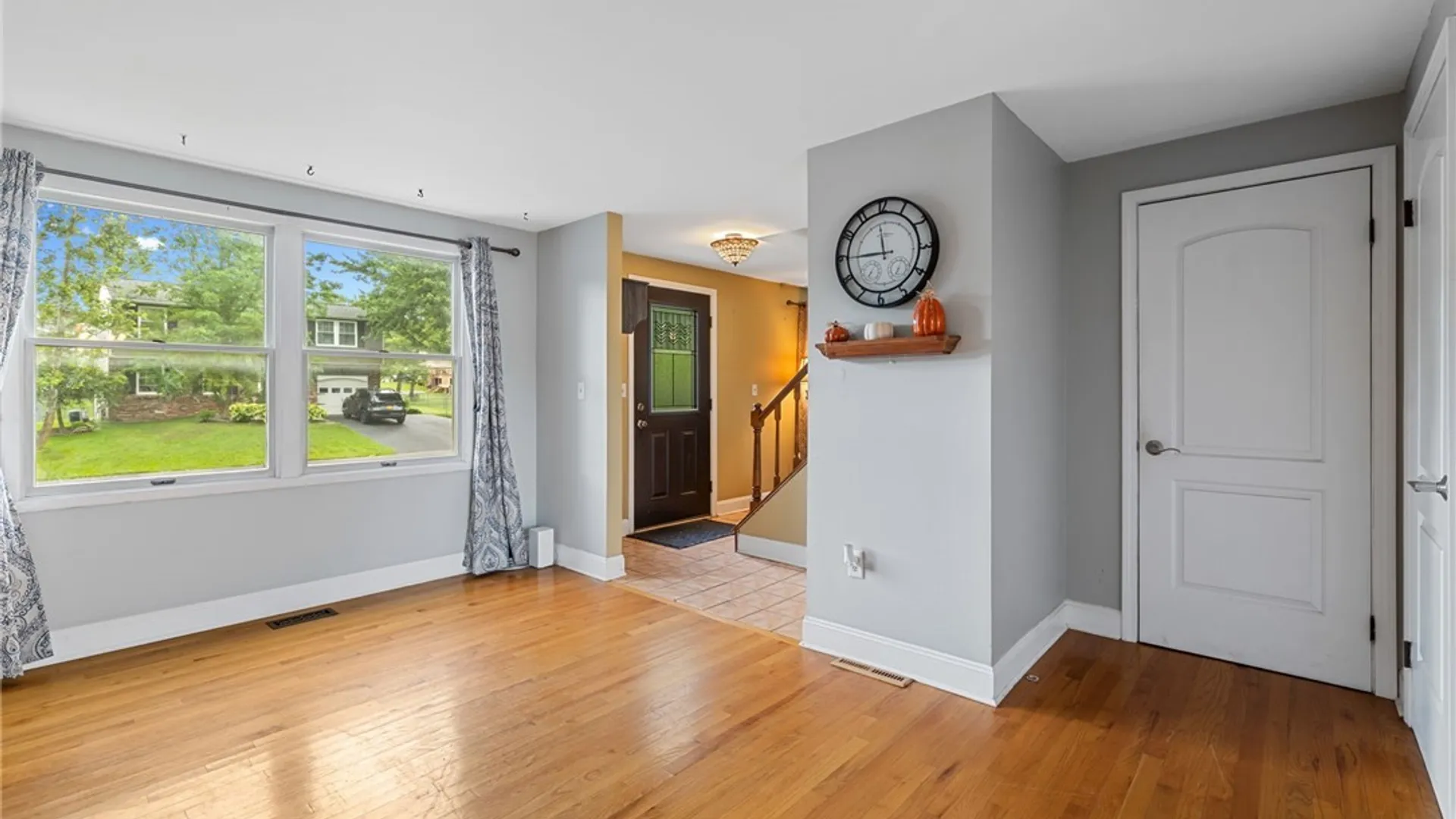 Property at 4767 Four Seasons Drive, Clay, NY 13088 16