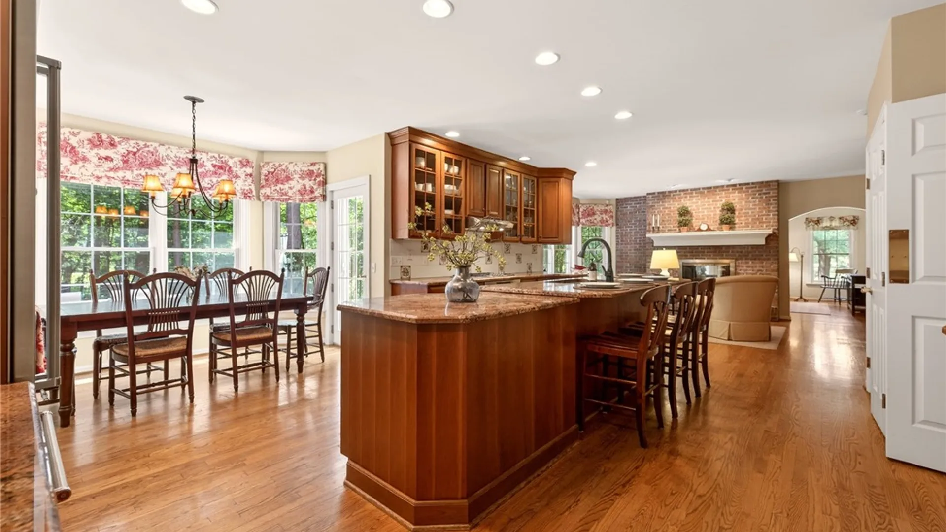 Property at 9 Lily Pond Lane, Perinton, NY 14534 15
