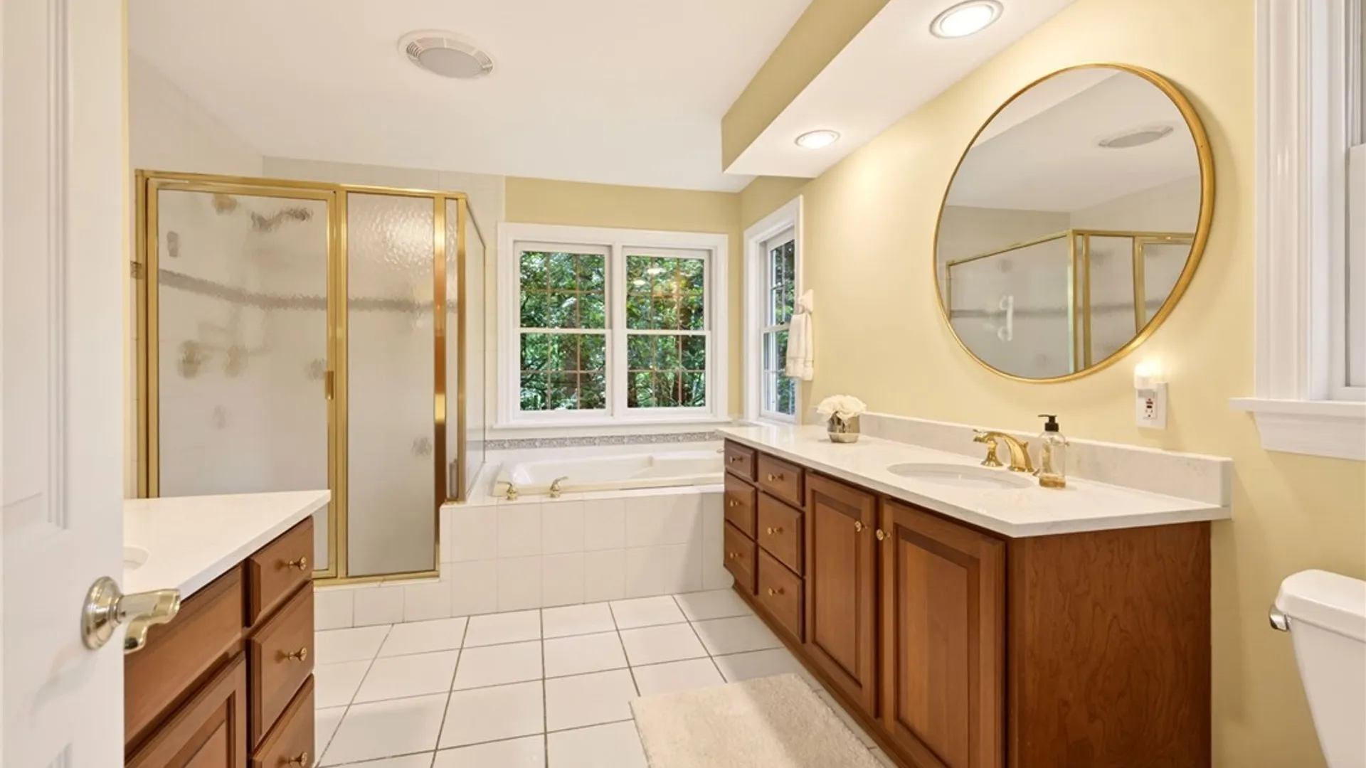 Property at 9 Lily Pond Lane, Perinton, NY 14534 33