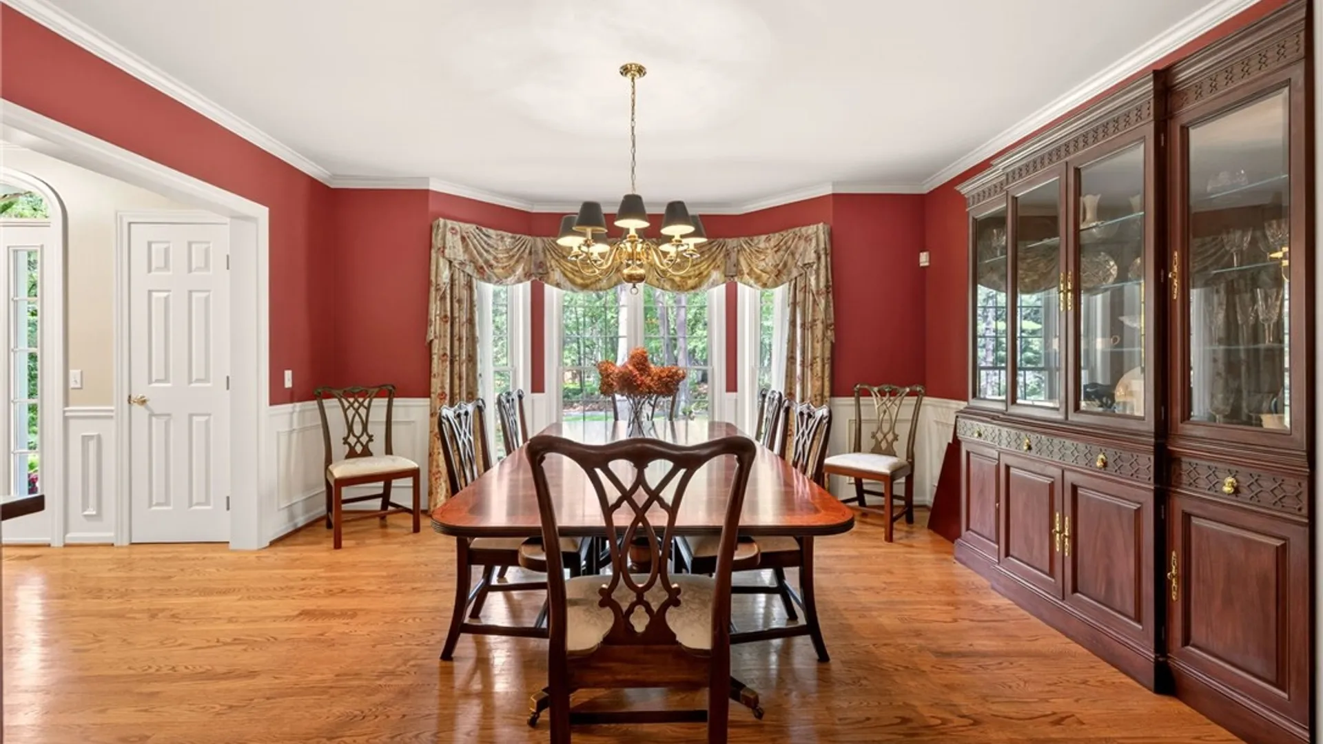 Property at 9 Lily Pond Lane, Perinton, NY 14534 8