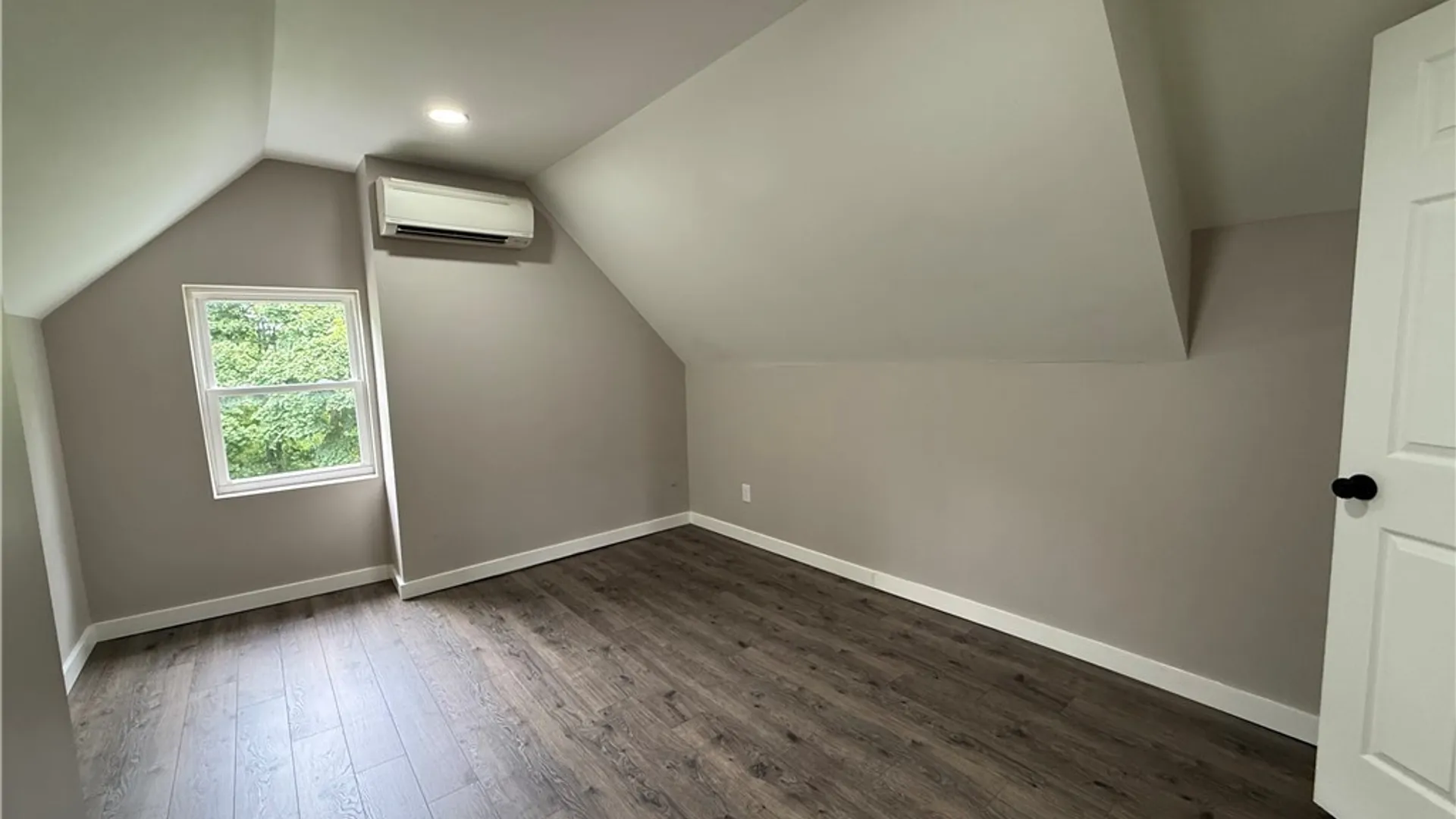 Property at 614 N Mcbride Street, Syracuse, NY 13203 10