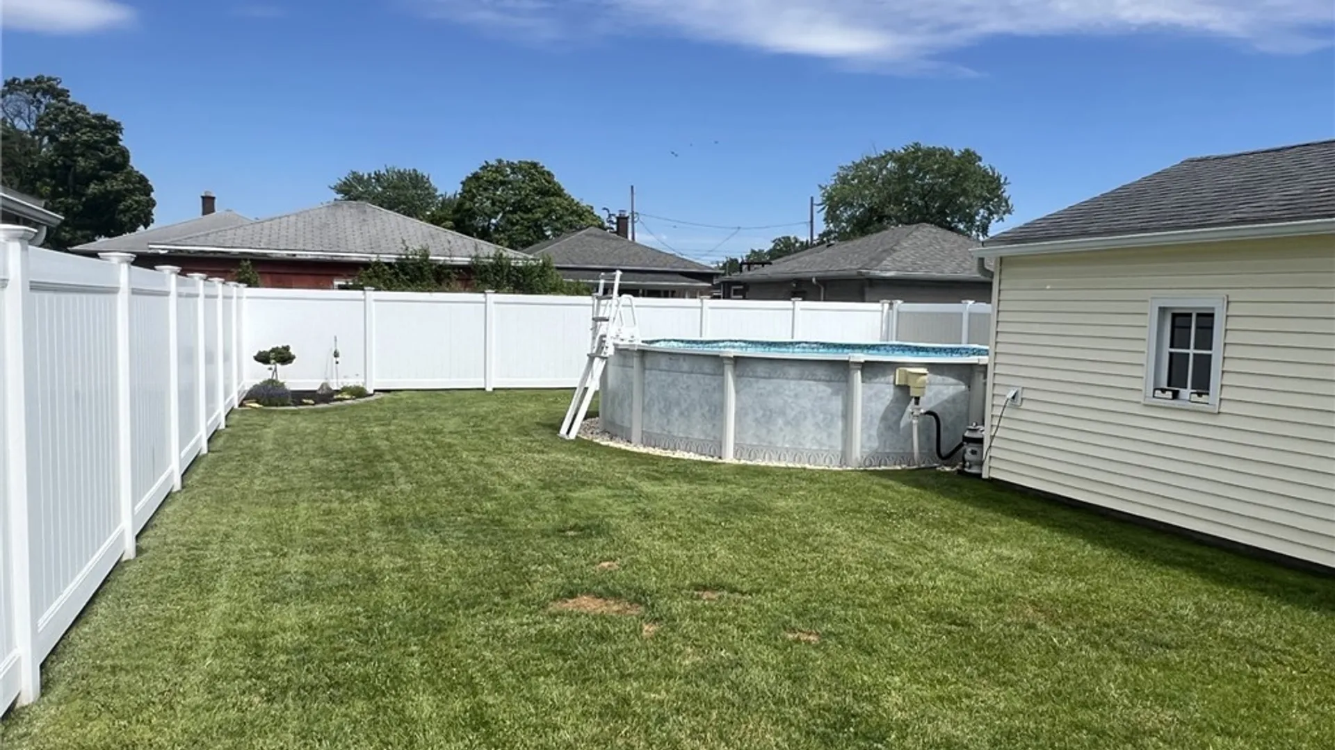Property at 411 78th Street, Niagara Falls, NY 14304 5