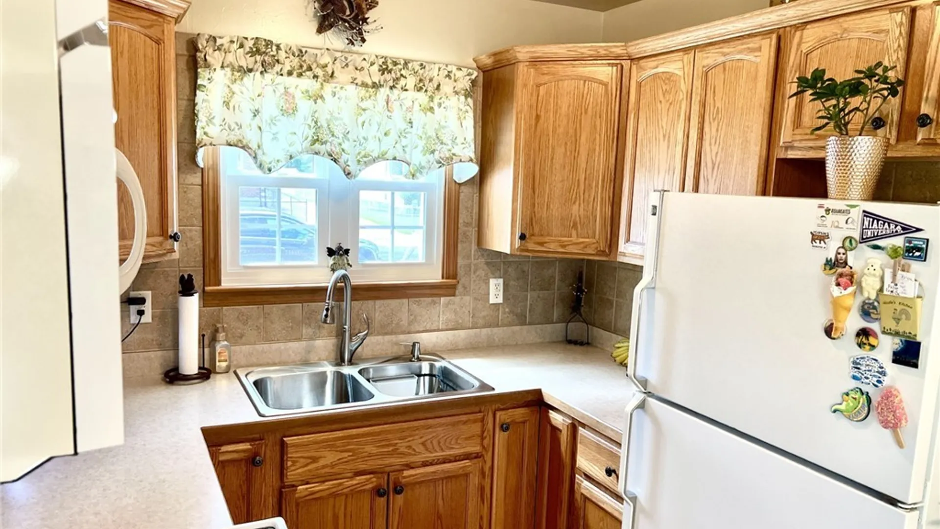 Property at 411 78th Street, Niagara Falls, NY 14304 8