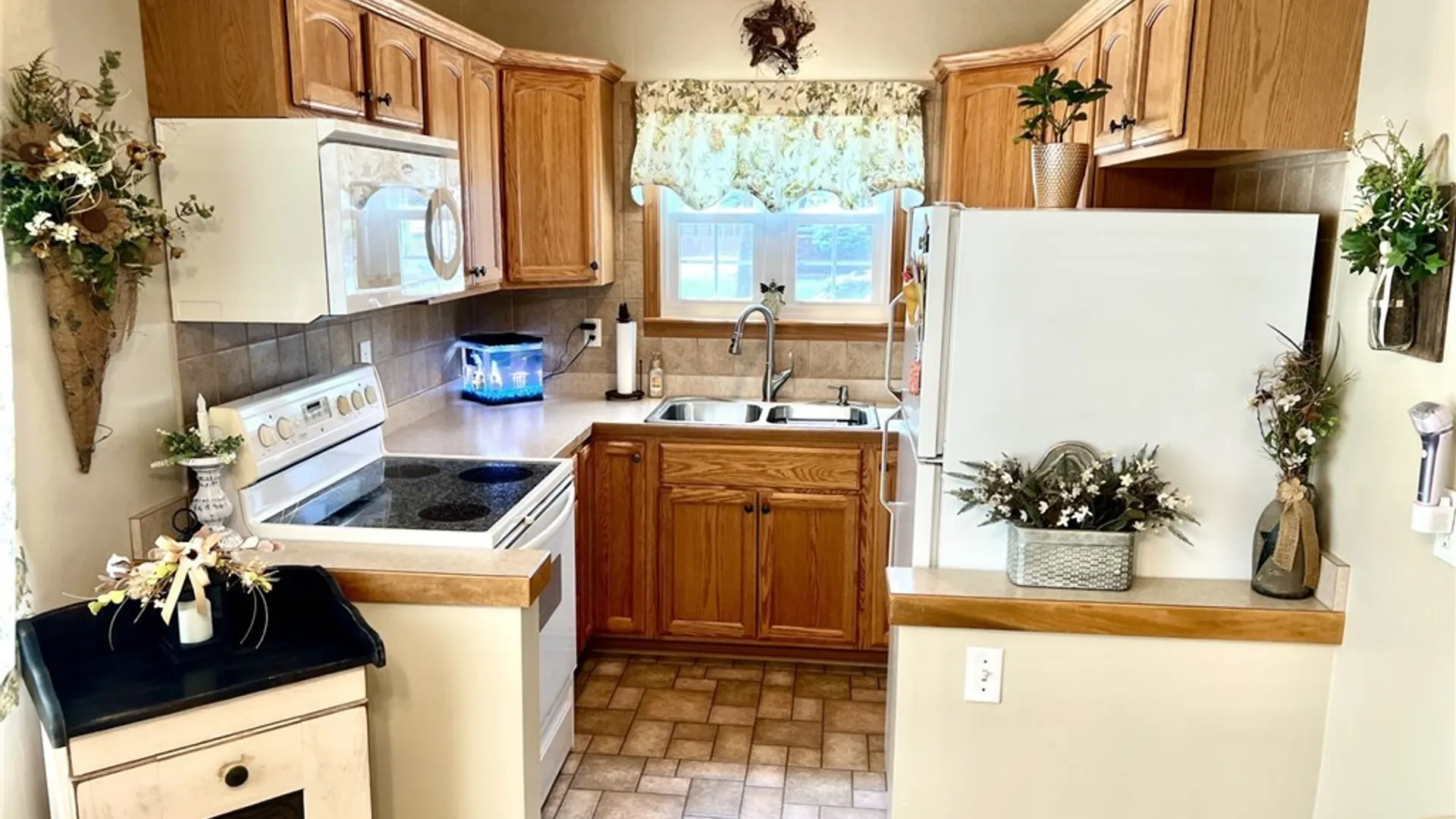 Property at 411 78th Street, Niagara Falls, NY 14304 9