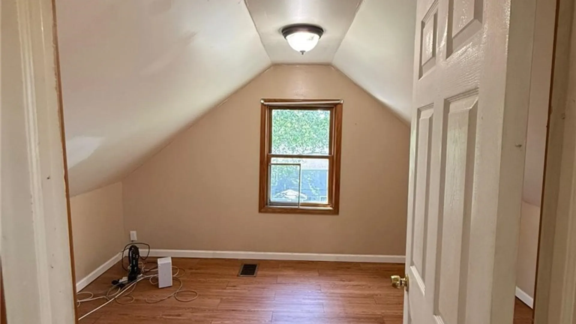Property at 21 Amber Street, Buffalo, NY 14220 13
