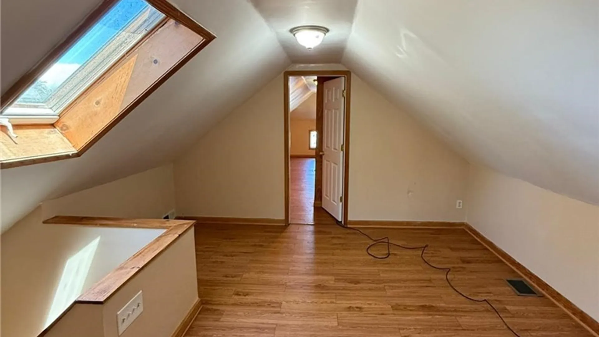 Property at 21 Amber Street, Buffalo, NY 14220 15