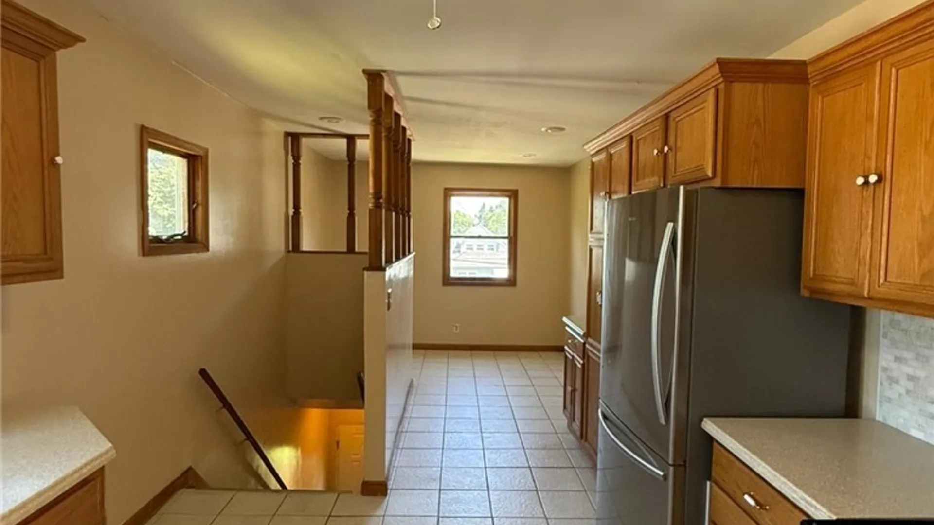 Property at 21 Amber Street, Buffalo, NY 14220 4