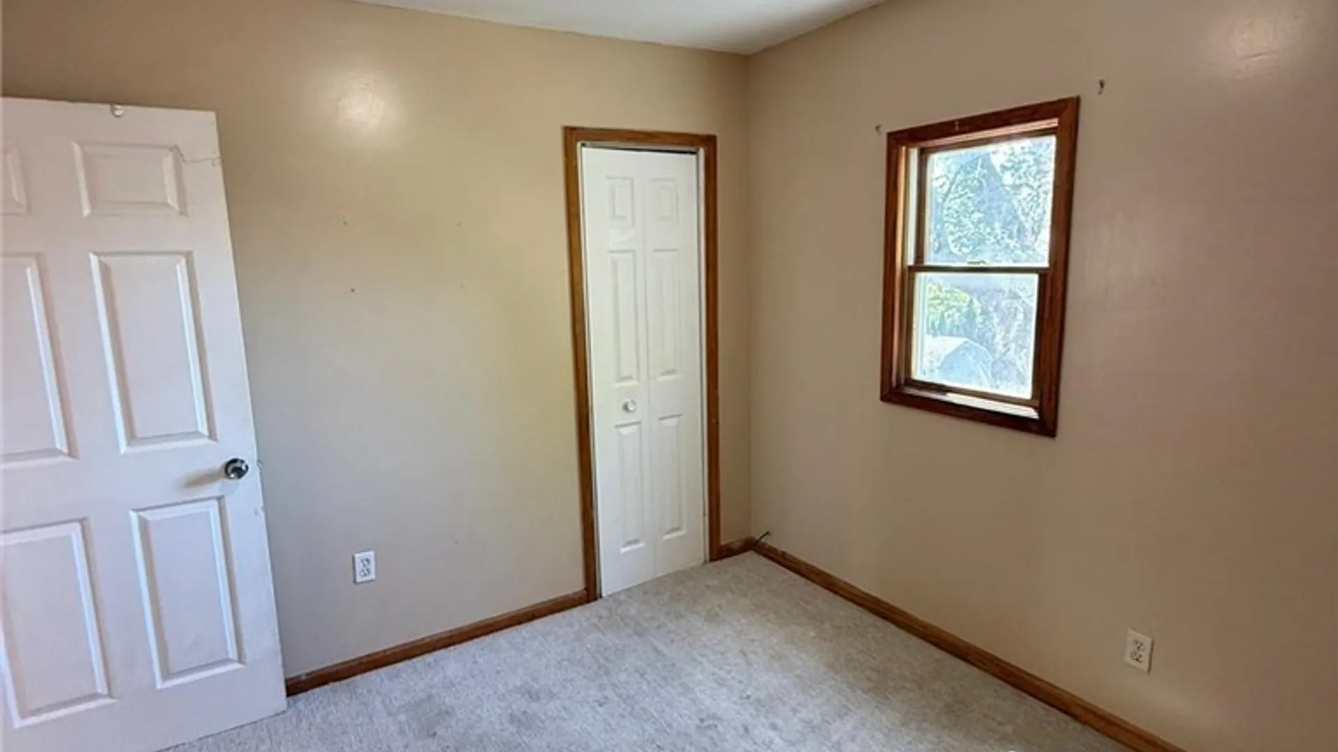 Property at 21 Amber Street, Buffalo, NY 14220 9