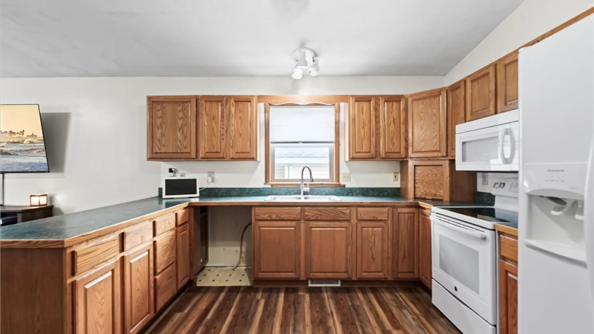 Property at 232 N Main Street, Oneida, NY 13421 11