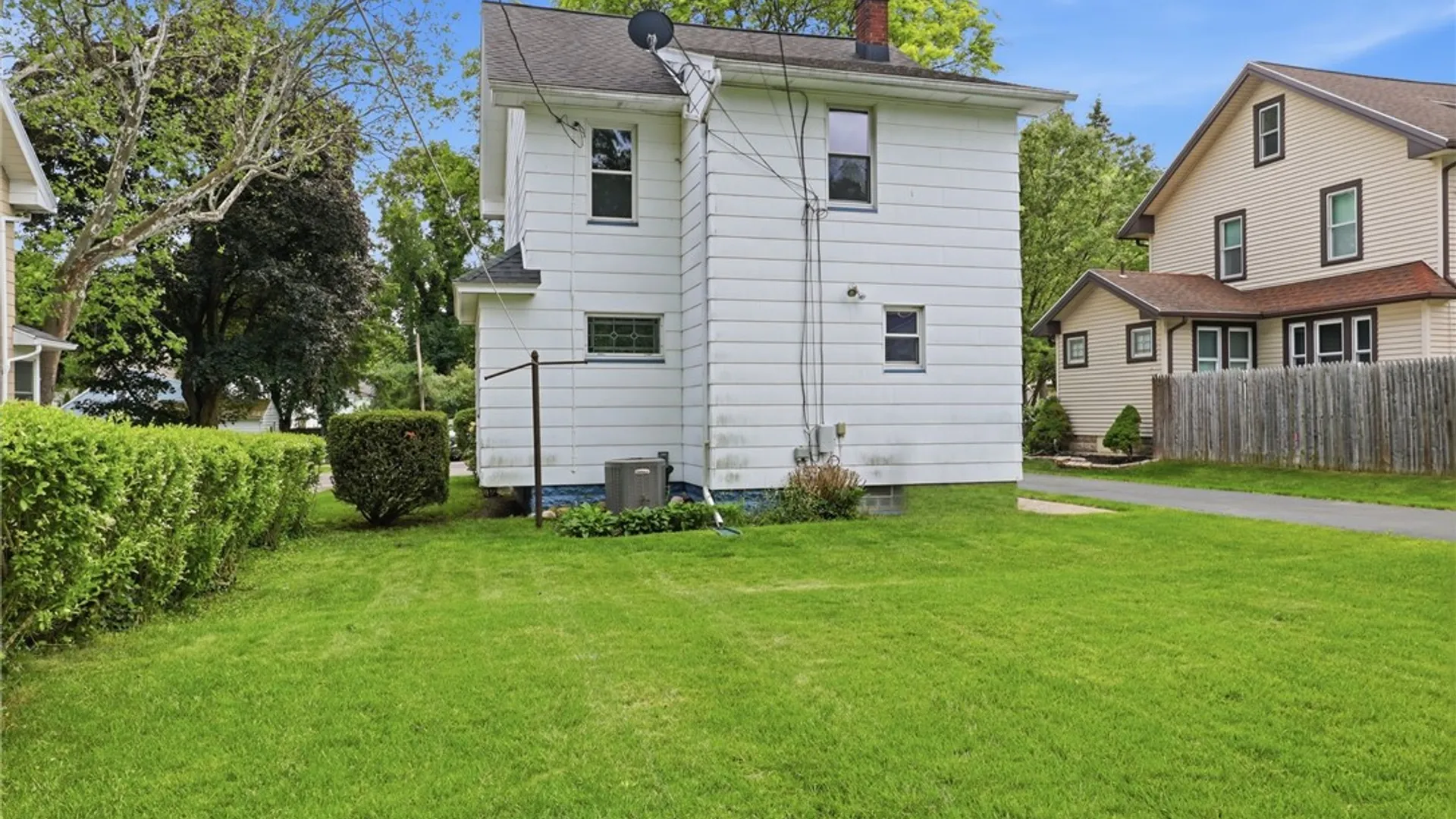 Property at 314 Brett Road, Irondequoit, NY 14609 26