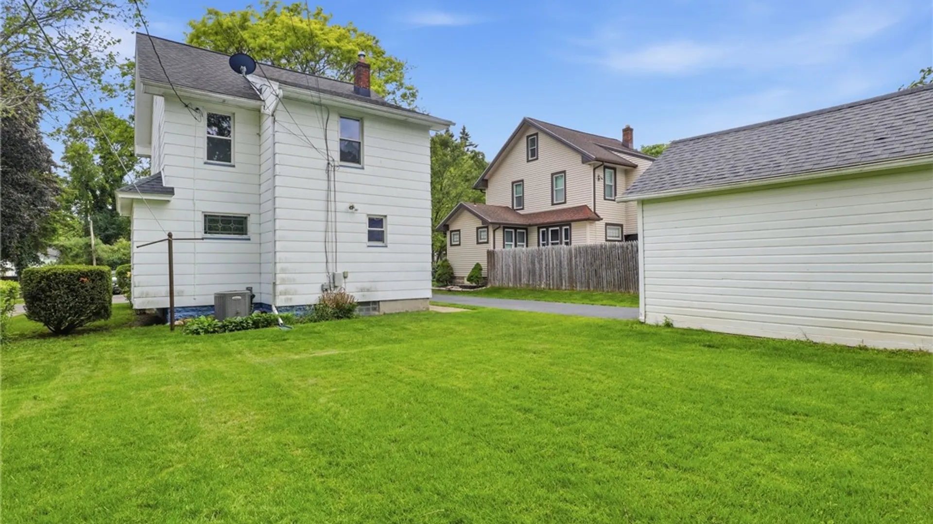 Property at 314 Brett Road, Irondequoit, NY 14609 27
