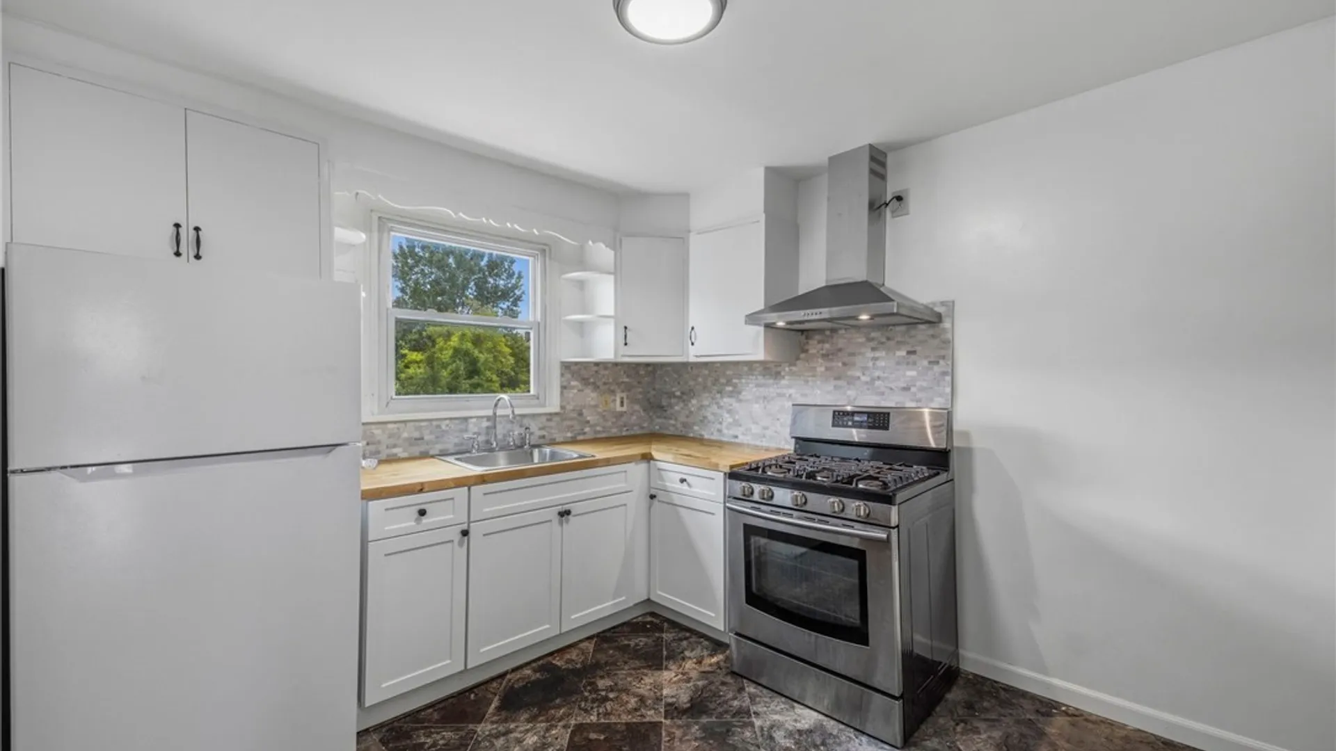 Property at 504 Plymouth Avenue, Buffalo, NY 14213 34