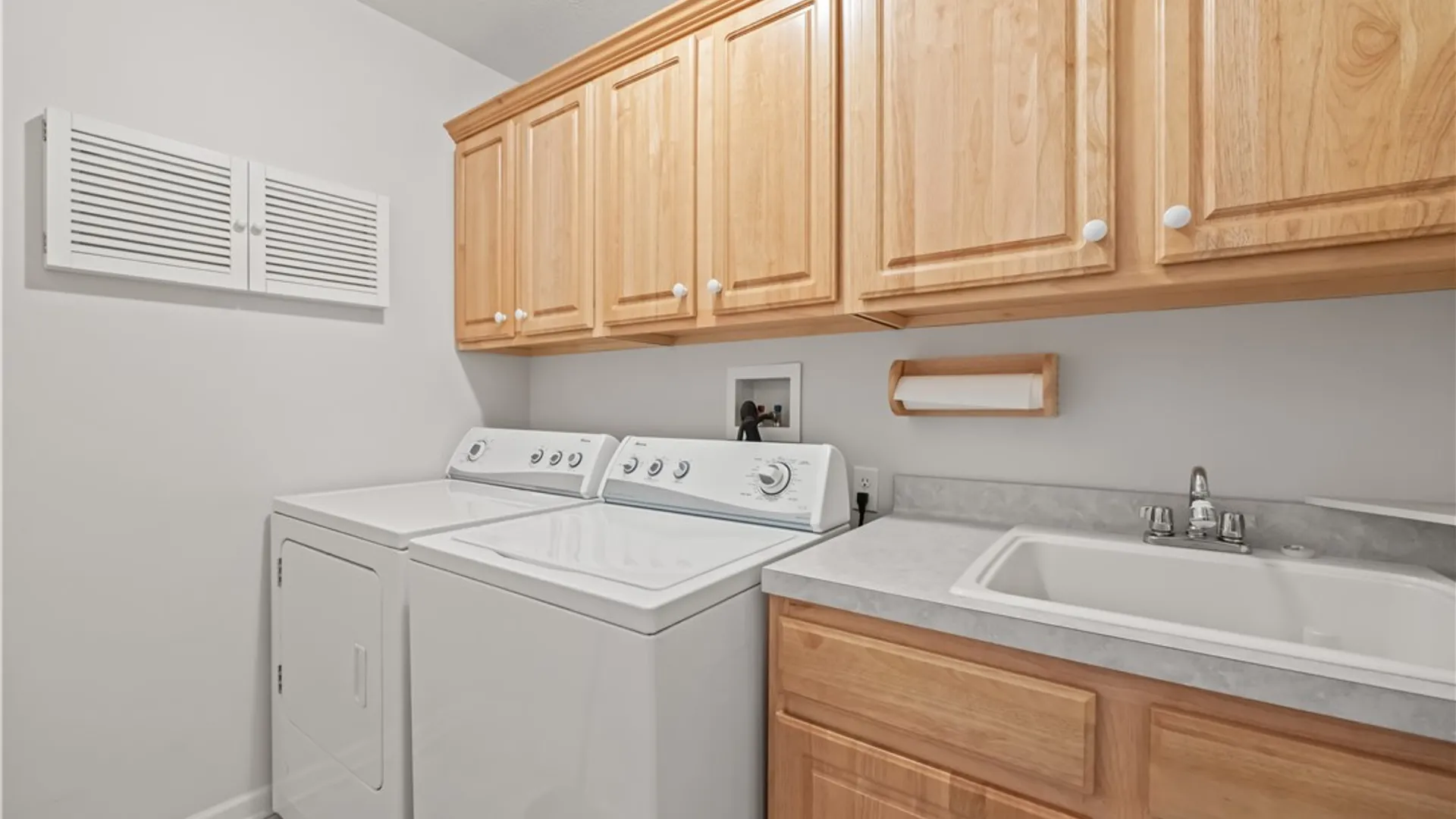 Property at 11 Shirleen Drive, Parma, NY 14468 19