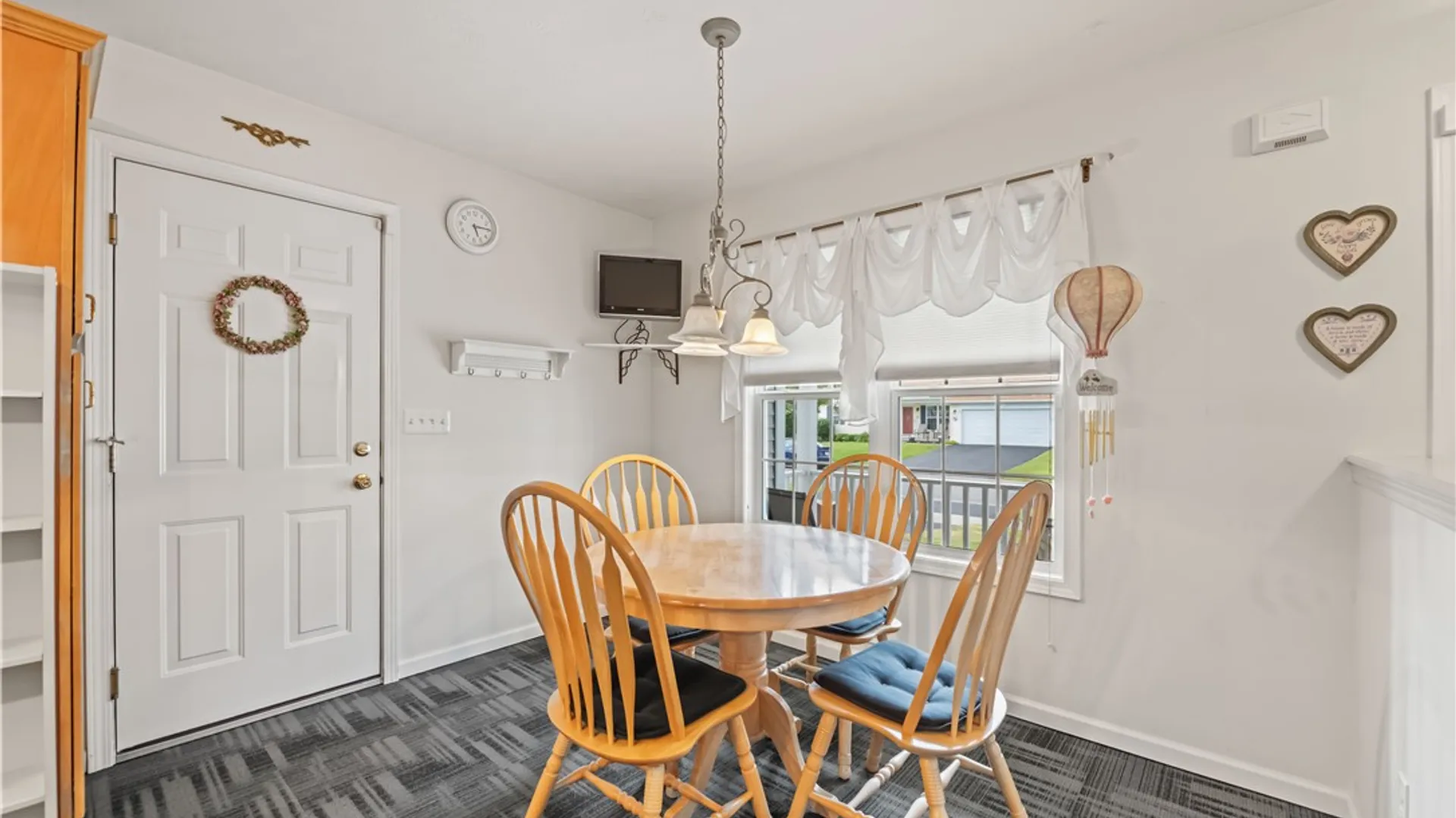 Property at 11 Shirleen Drive, Parma, NY 14468 8