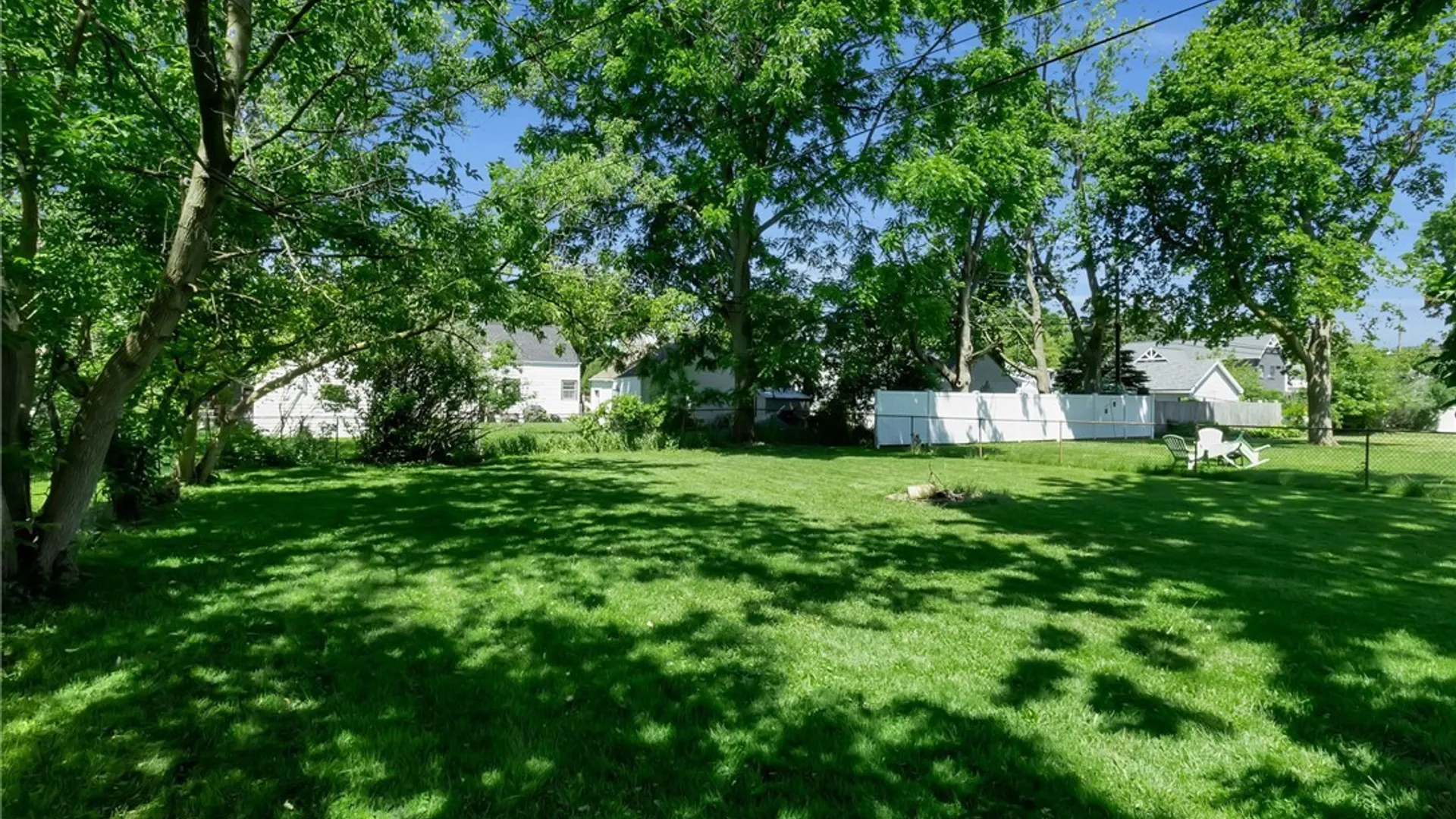 Property at 87 Richfield Road, Amherst, NY 14221 11