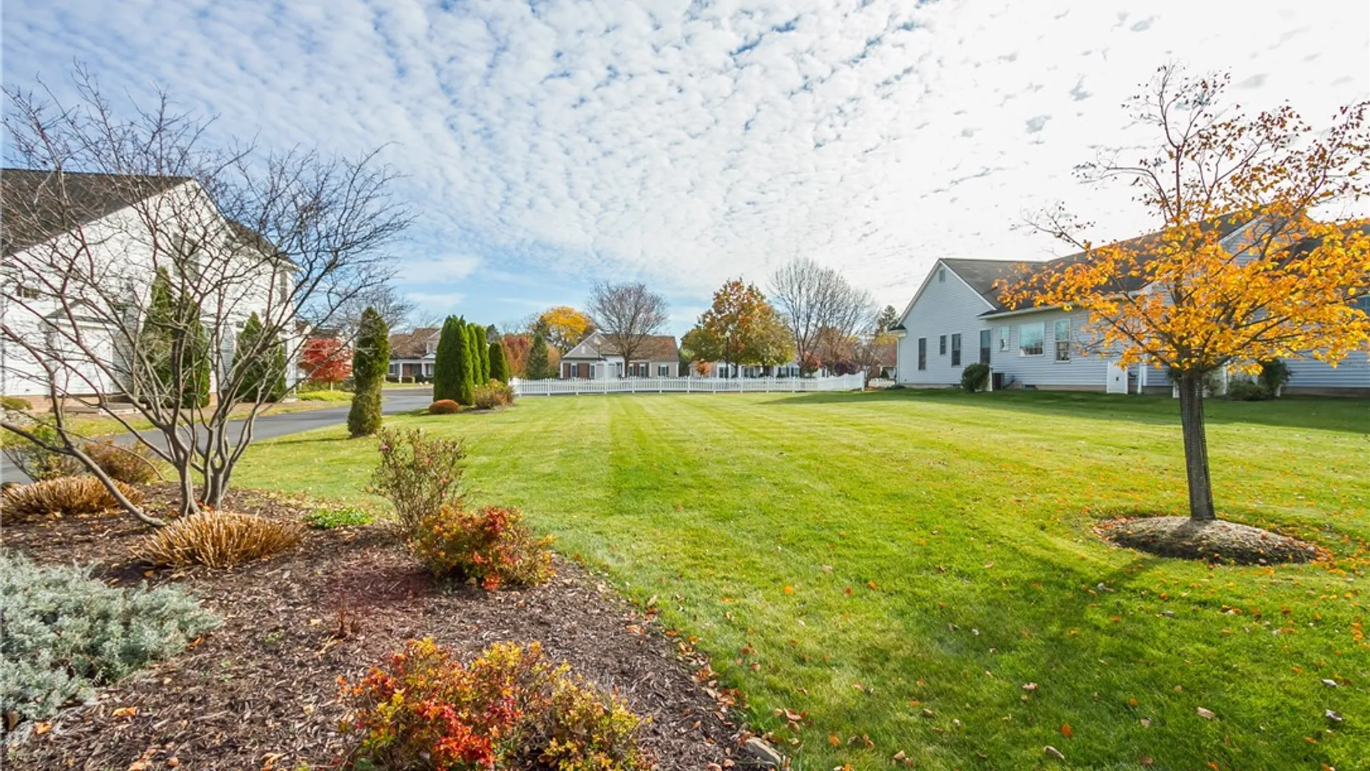 Property at 10 Settlers, Pittsford, NY 14534 5