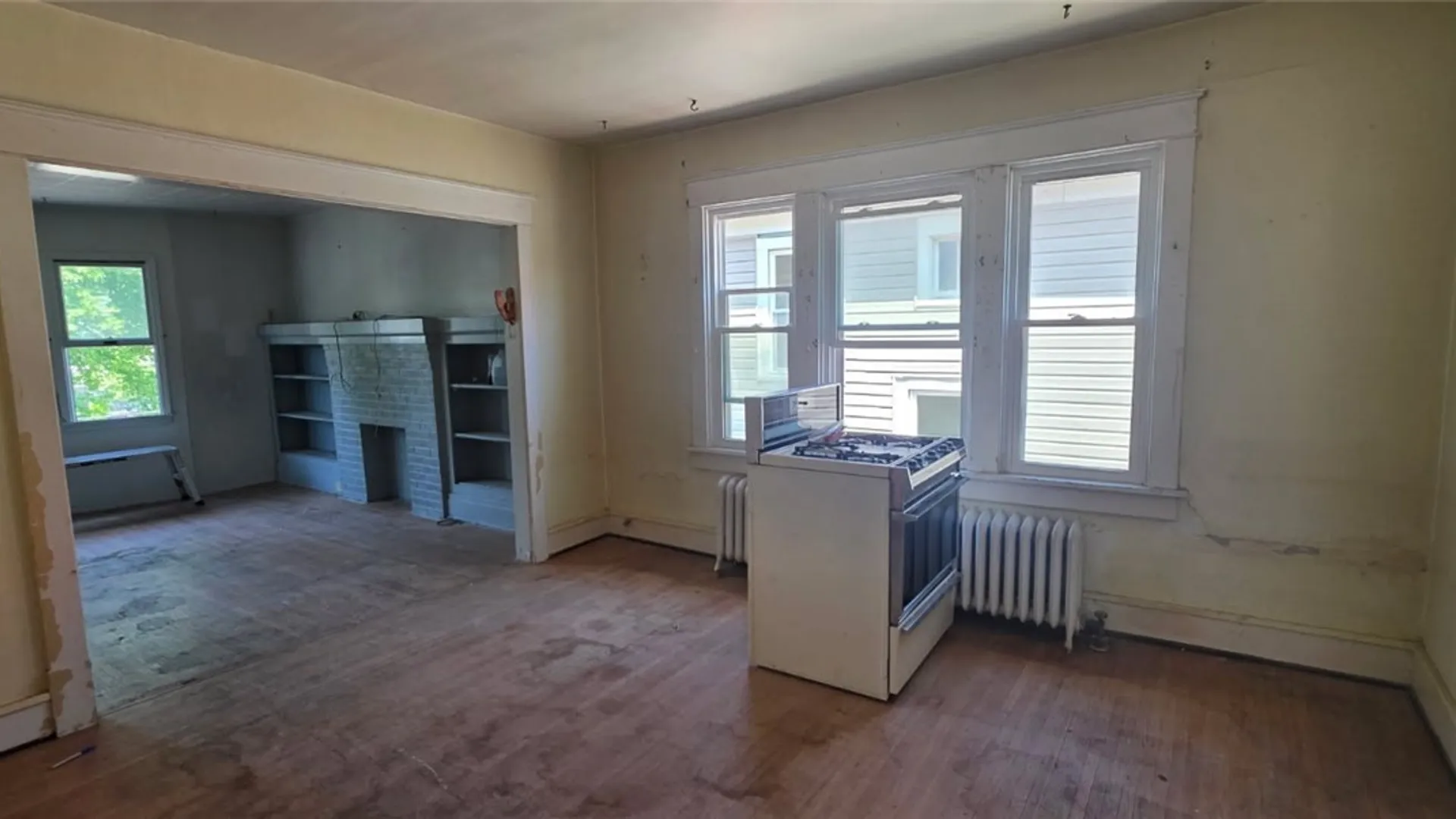 Property at 27 Crestwood Avenue, Buffalo, NY 14216 27