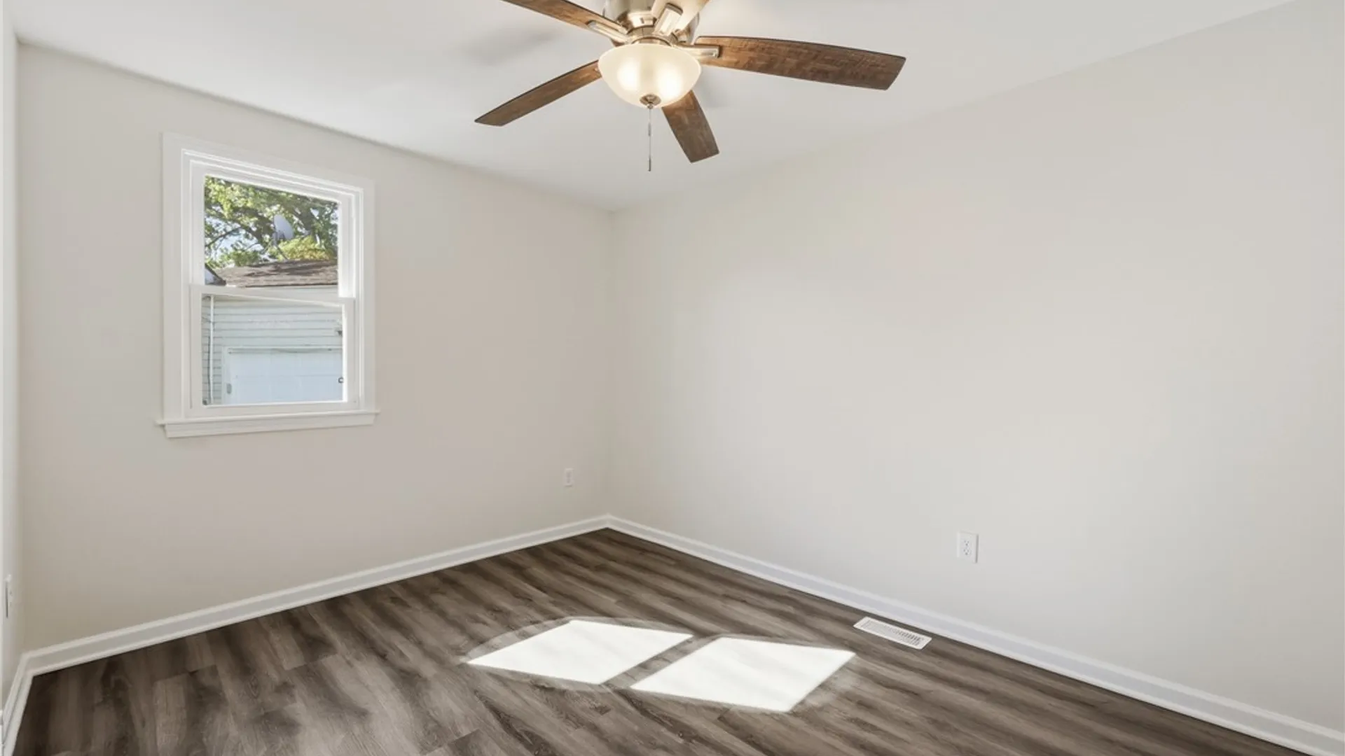 Property at 89 Harris Court, Cheektowaga, NY 14225 16