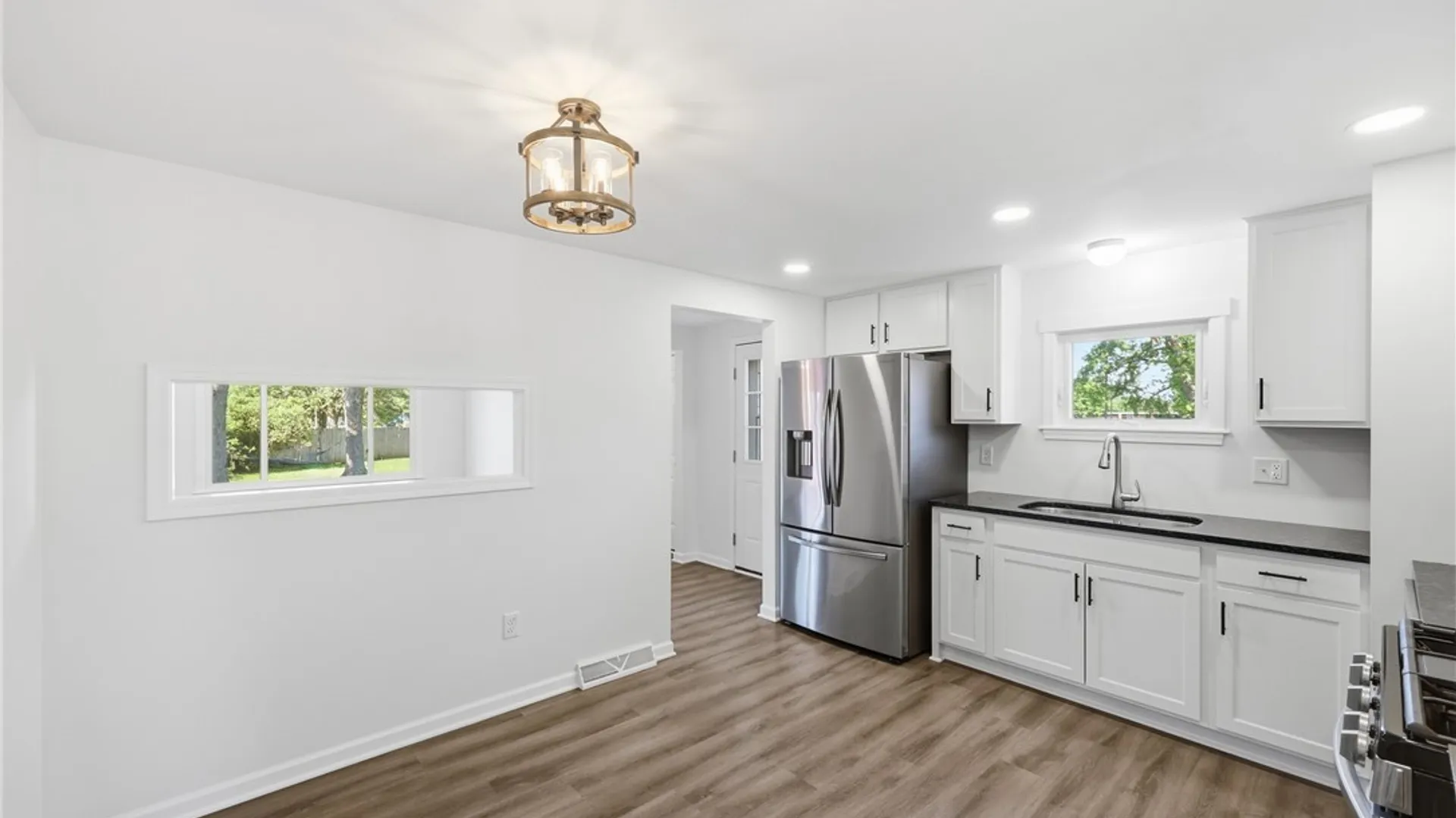Property at 89 Harris Court, Cheektowaga, NY 14225 6