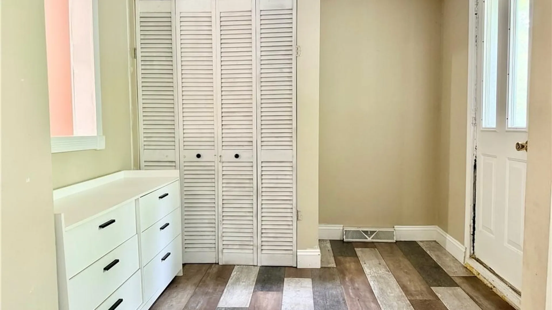 Property at 51 Days Park, Buffalo, NY 14201 8