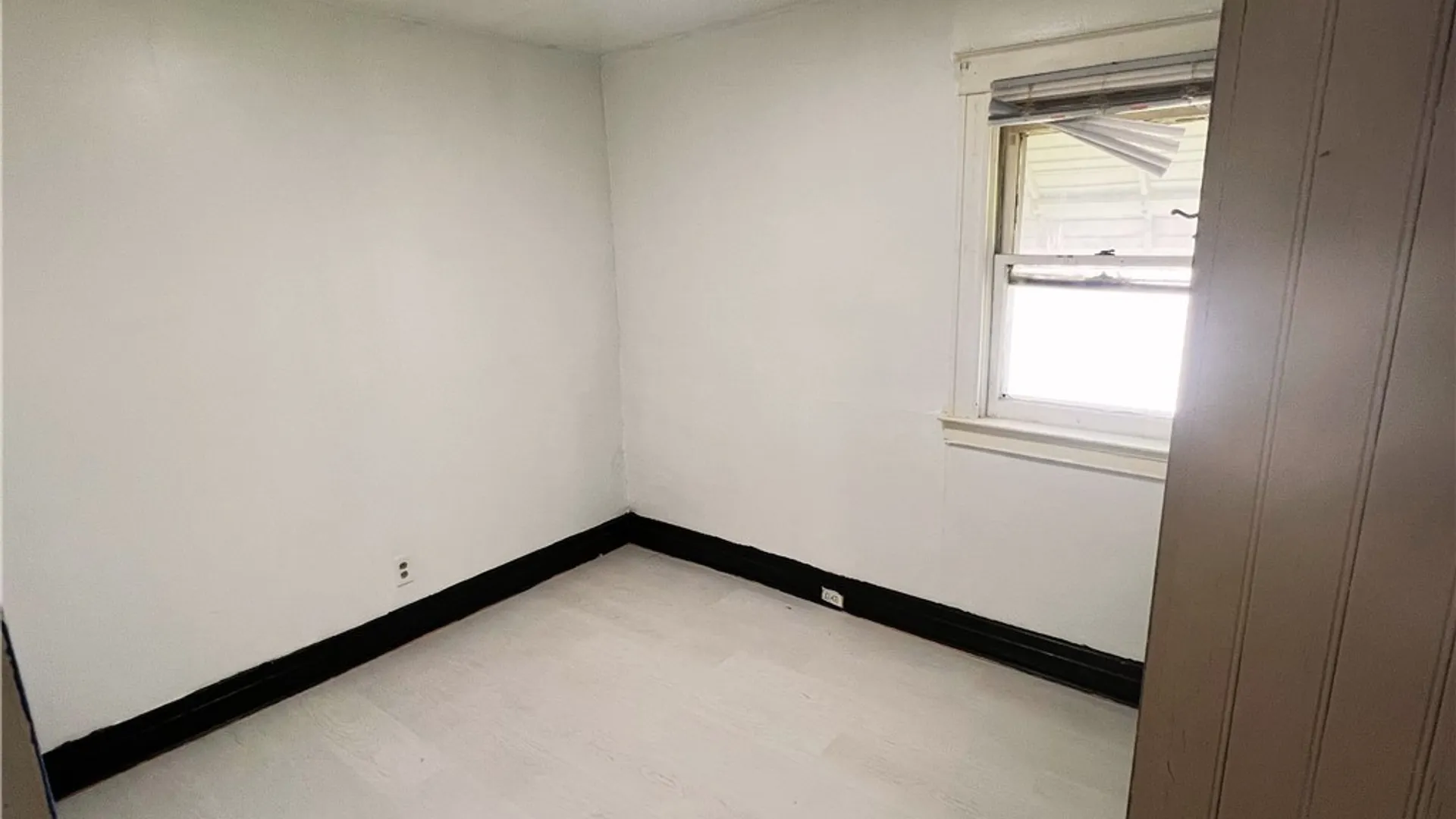 Property at 1116 La Salle Avenue, Niagara Falls, NY 14301 7