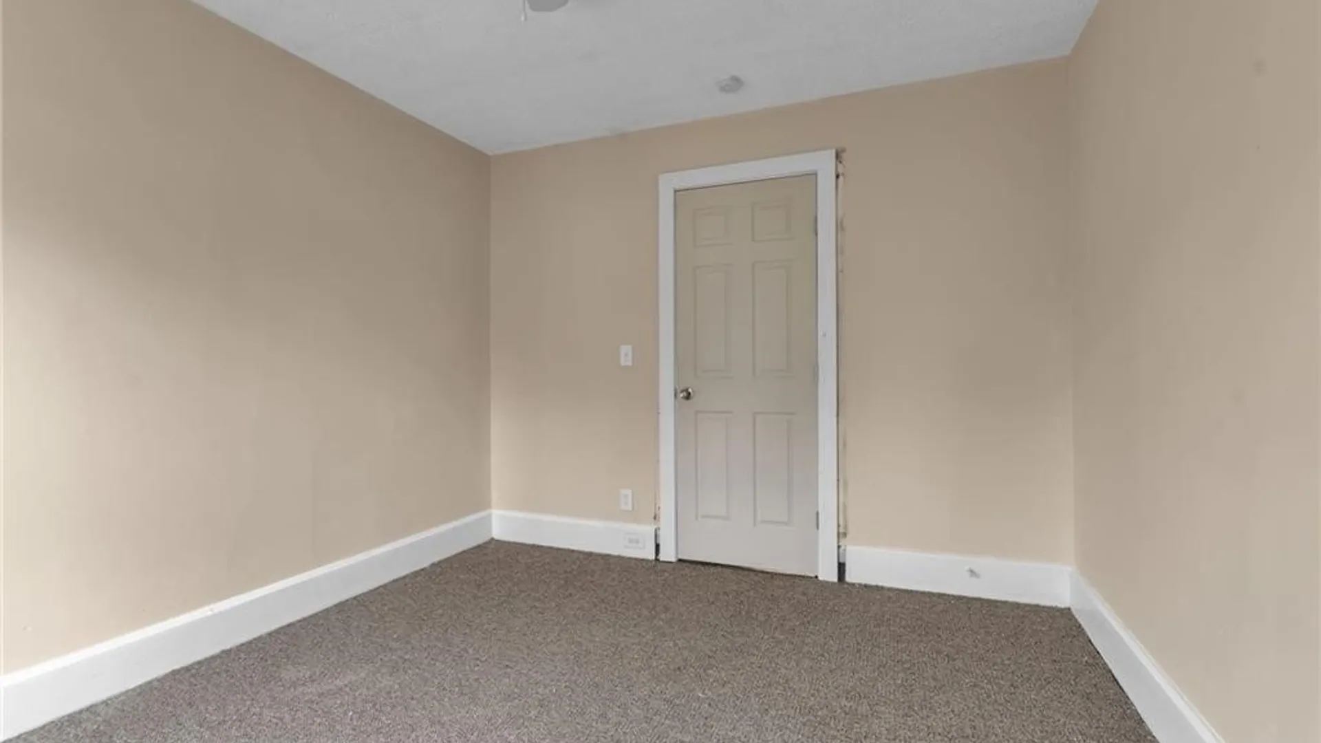 Property at 147 Grand Street, Lockport City, NY 14094 21