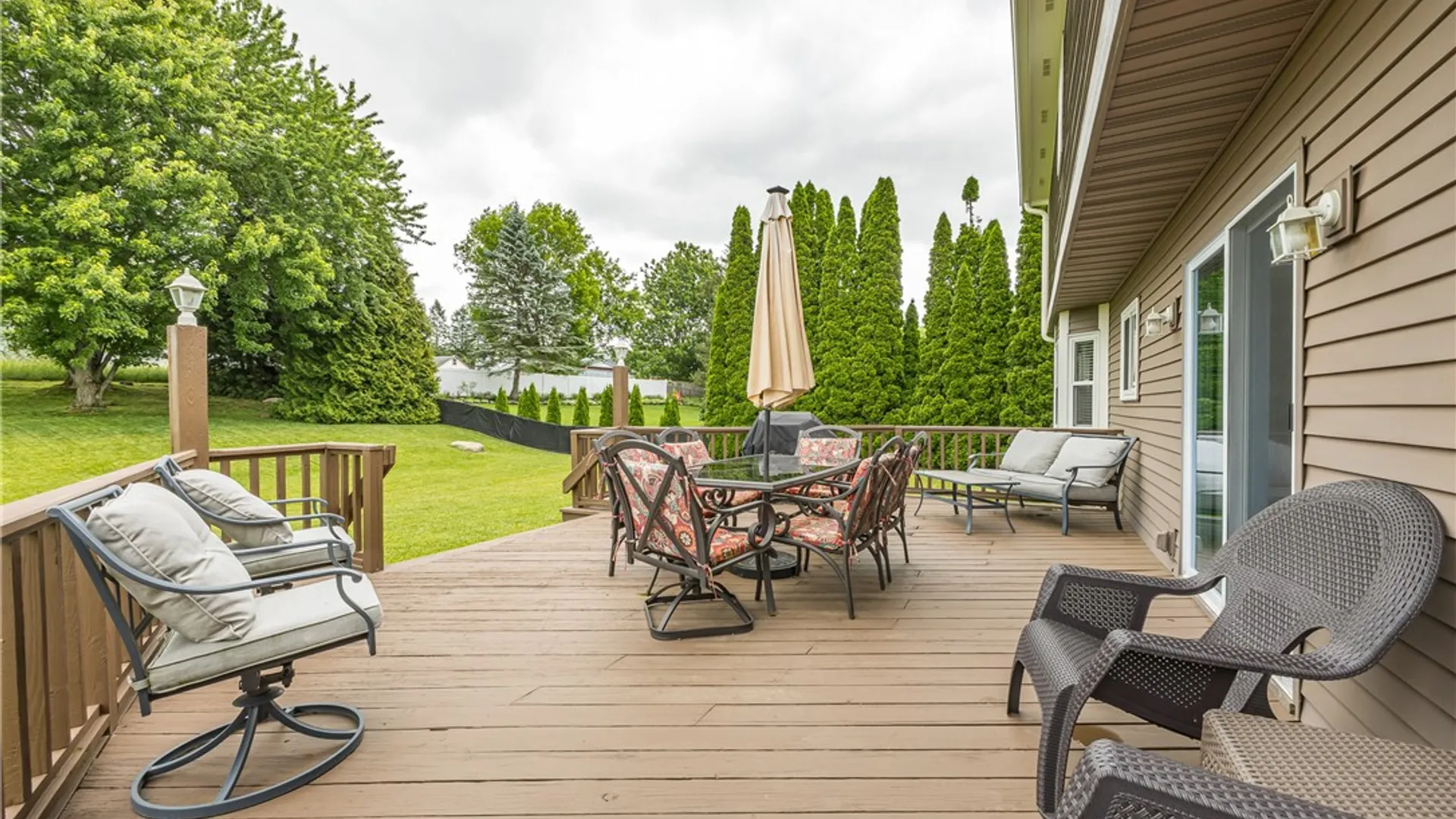 Property at 12 Old Country Lane, Perinton, NY 14450 34