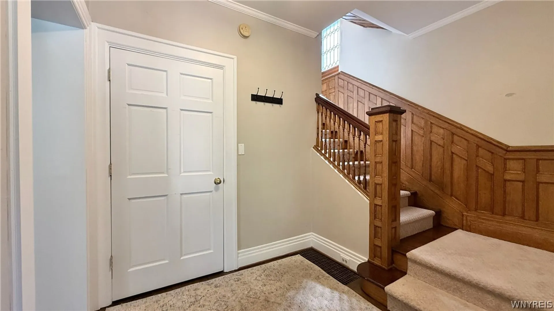Property at 829 Auburn Avenue, Buffalo, NY 14222 11