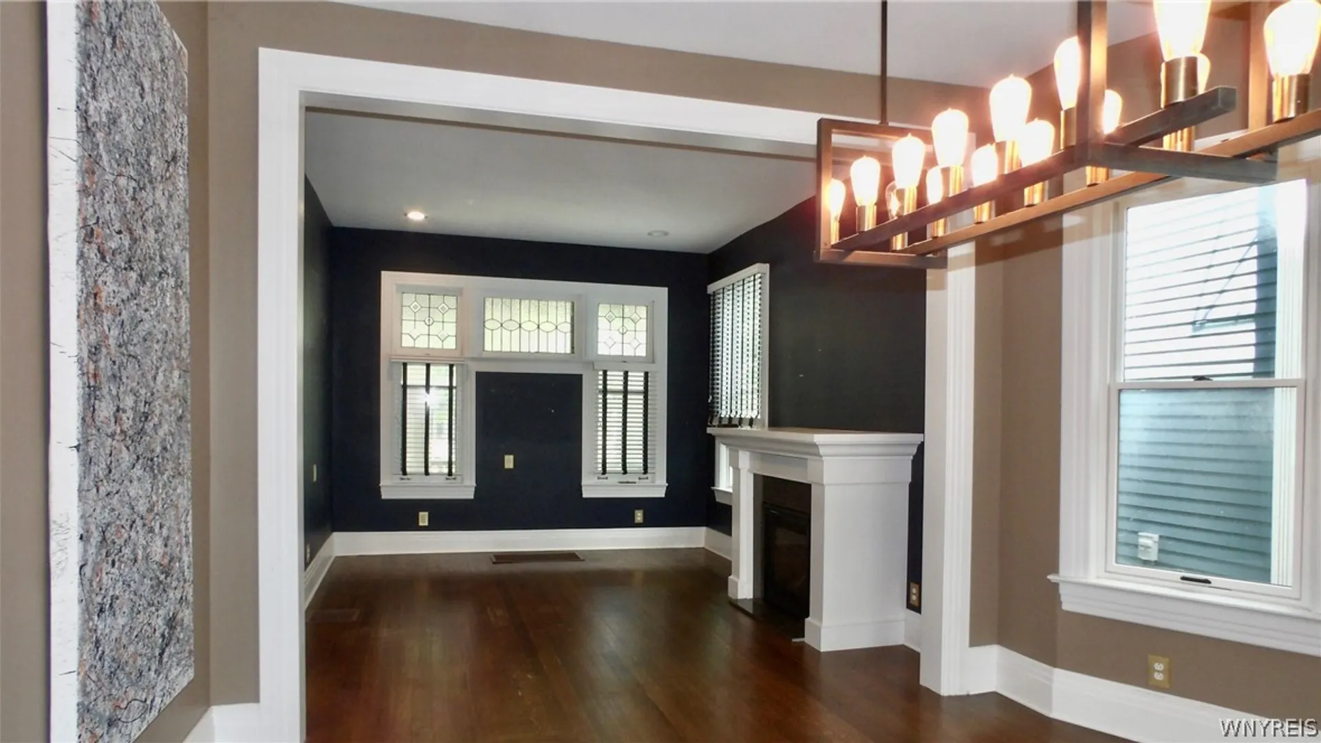 Property at 829 Auburn Avenue, Buffalo, NY 14222 14