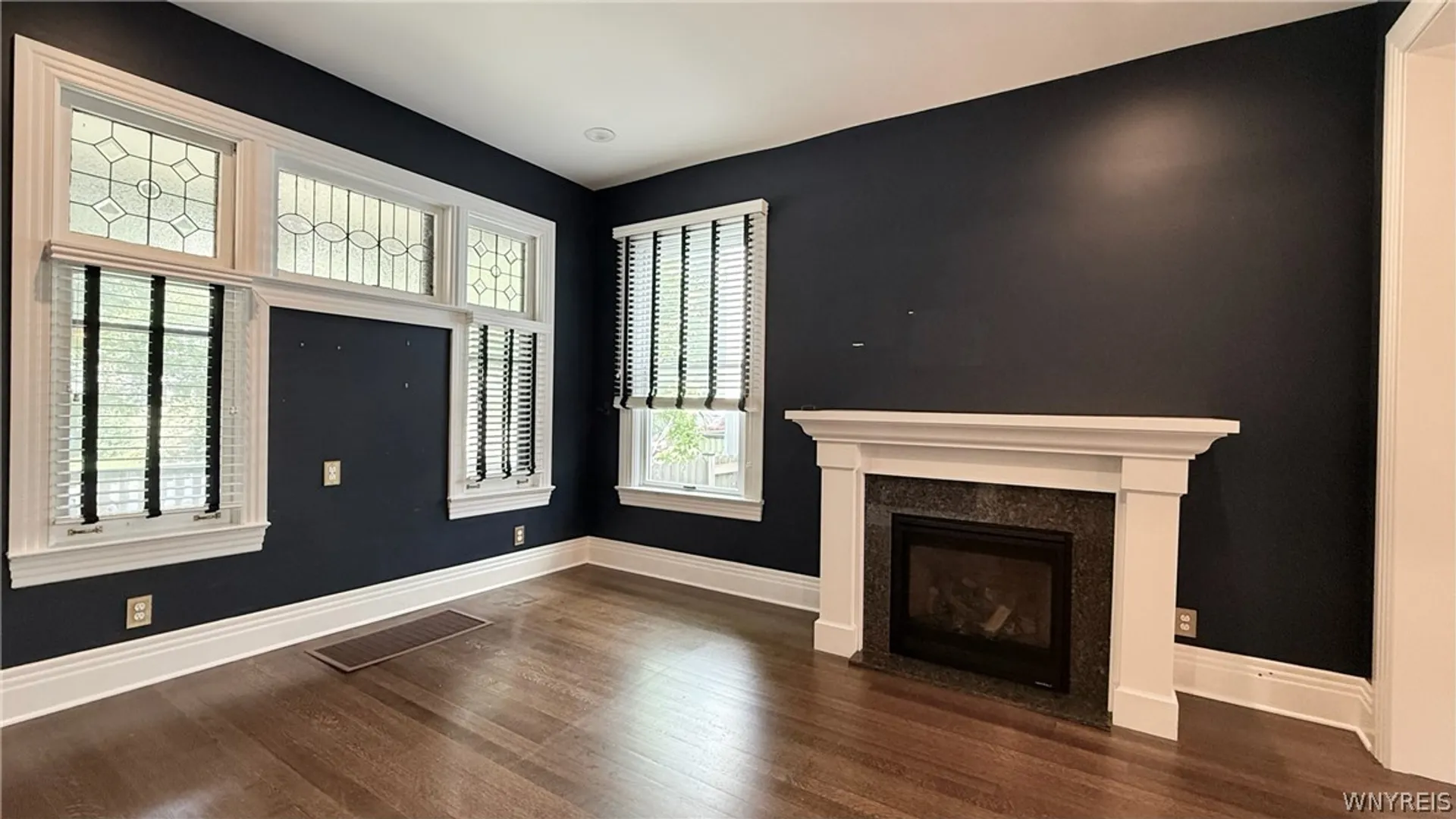 Property at 829 Auburn Avenue, Buffalo, NY 14222 16