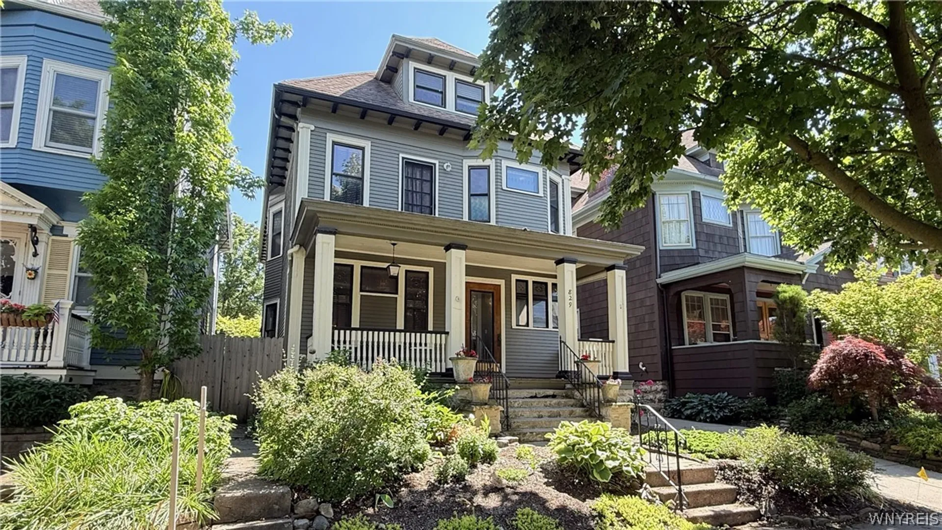 Property at 829 Auburn Avenue, Buffalo, NY 14222 2