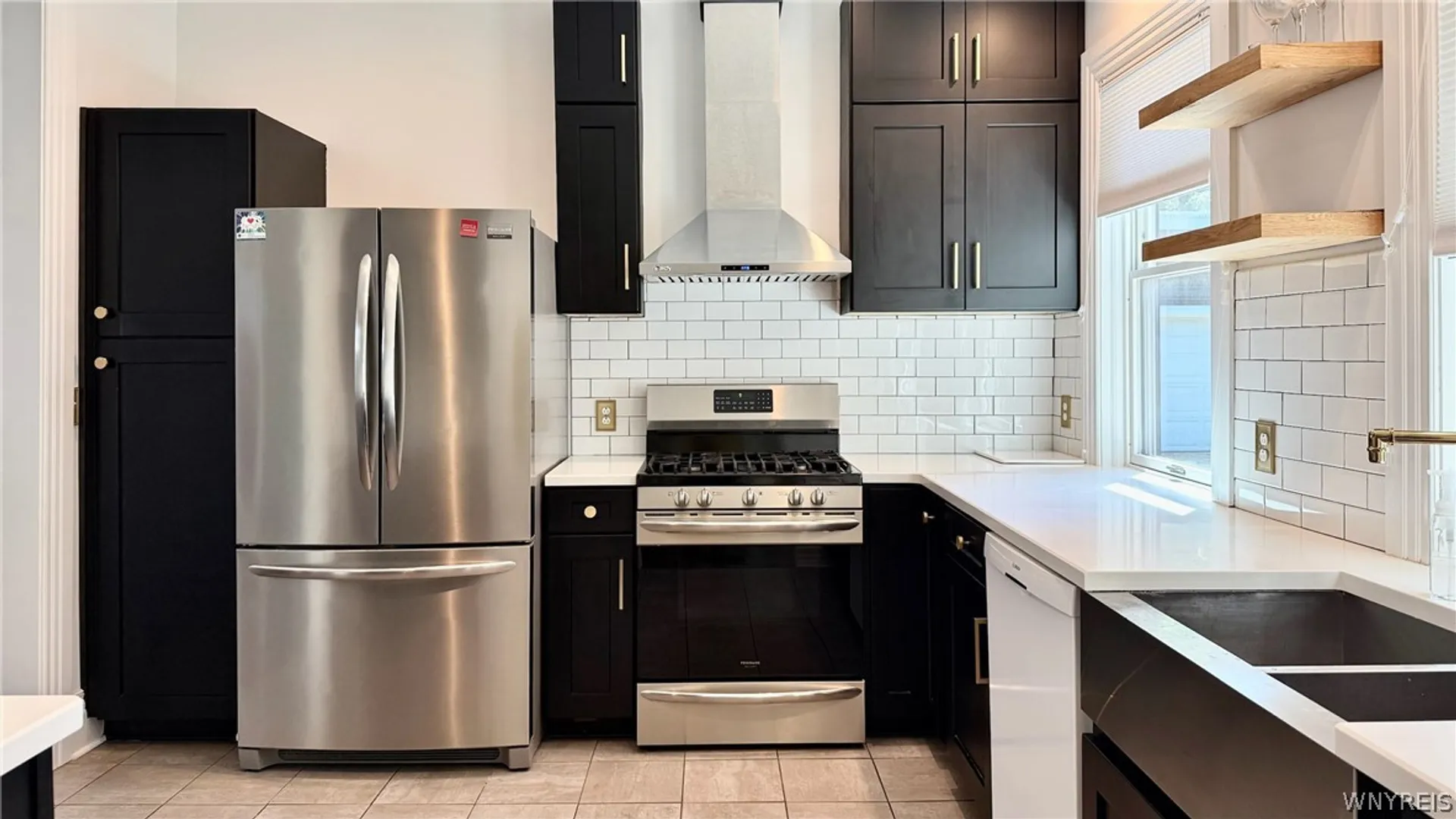 Property at 829 Auburn Avenue, Buffalo, NY 14222 22