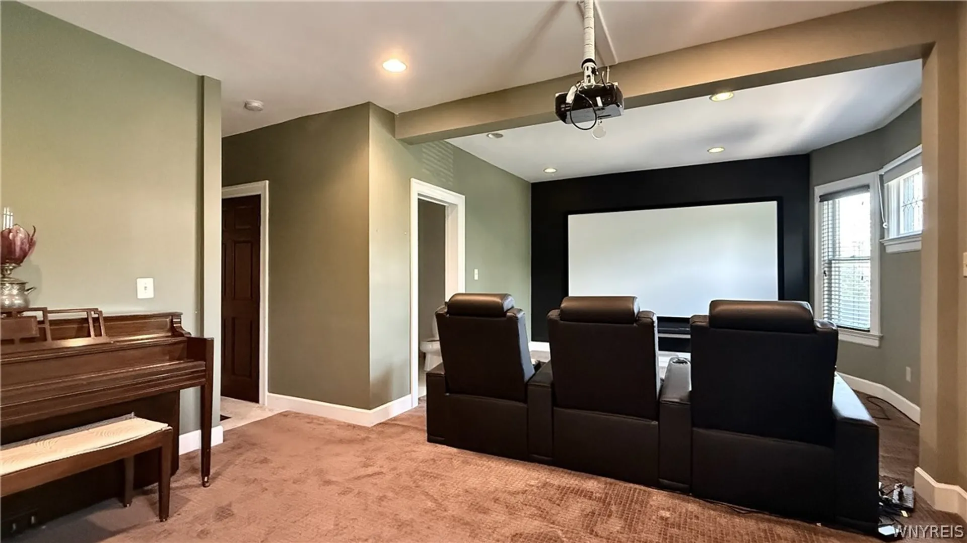 Property at 829 Auburn Avenue, Buffalo, NY 14222 36