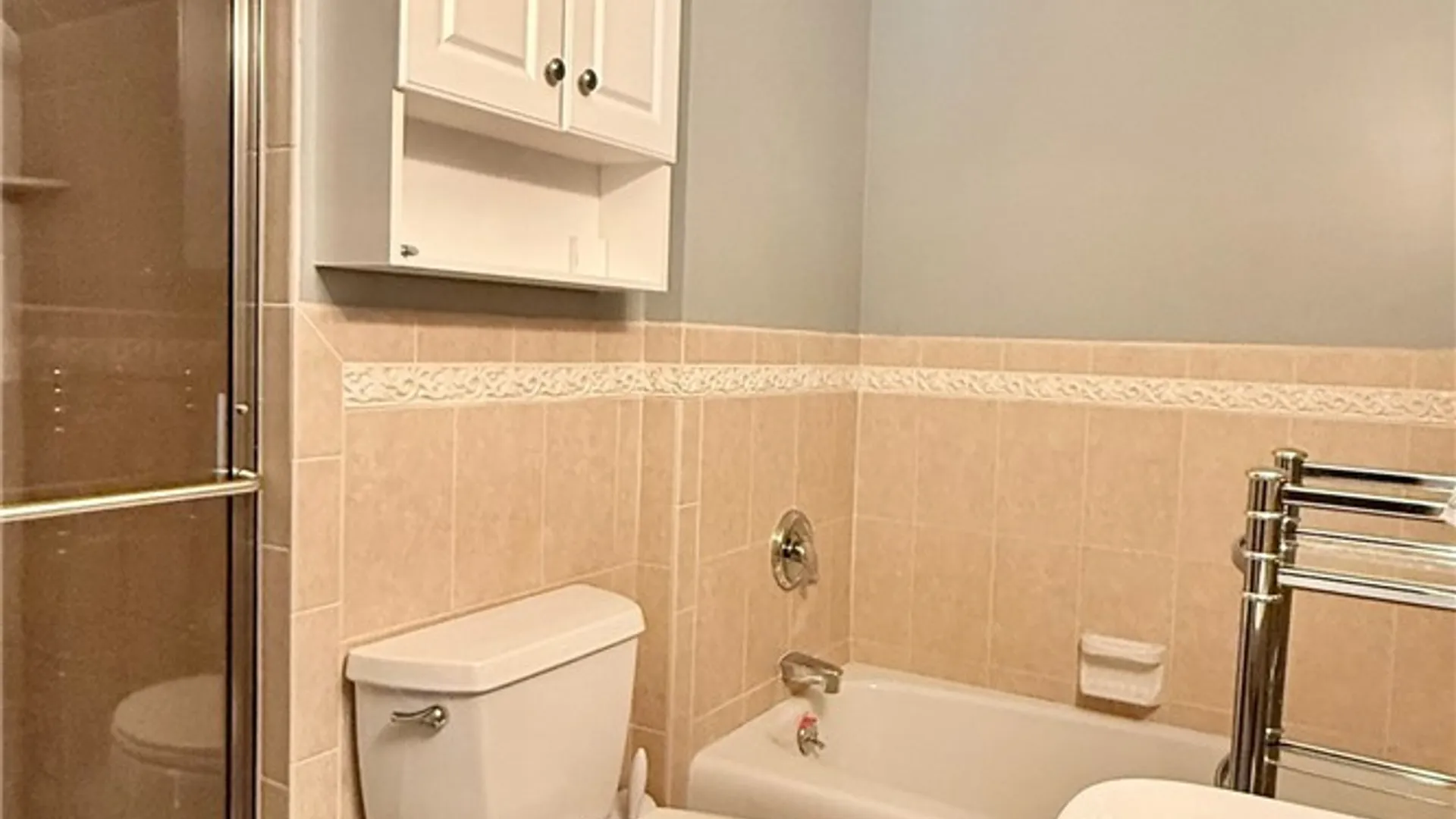 Property at 829 Auburn Avenue, Buffalo, NY 14222 38
