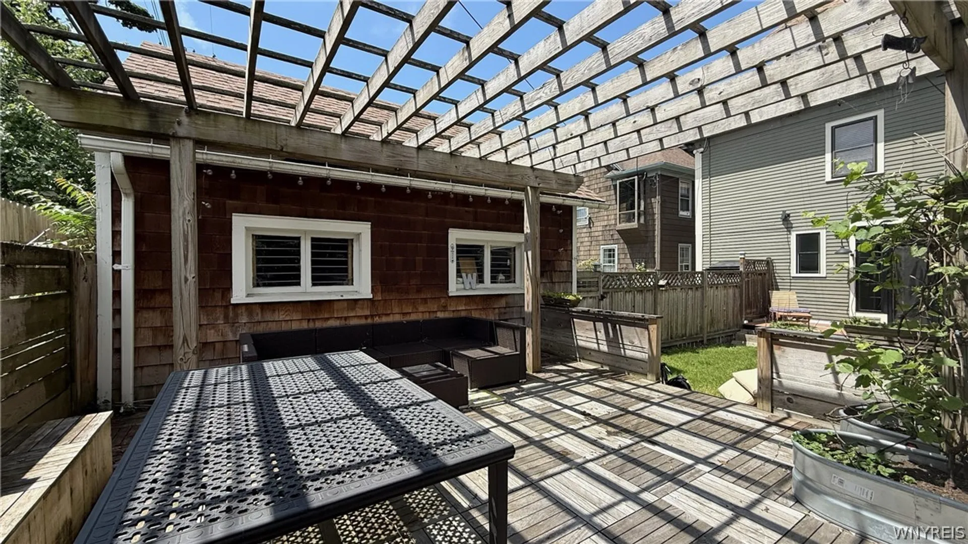 Property at 829 Auburn Avenue, Buffalo, NY 14222 7